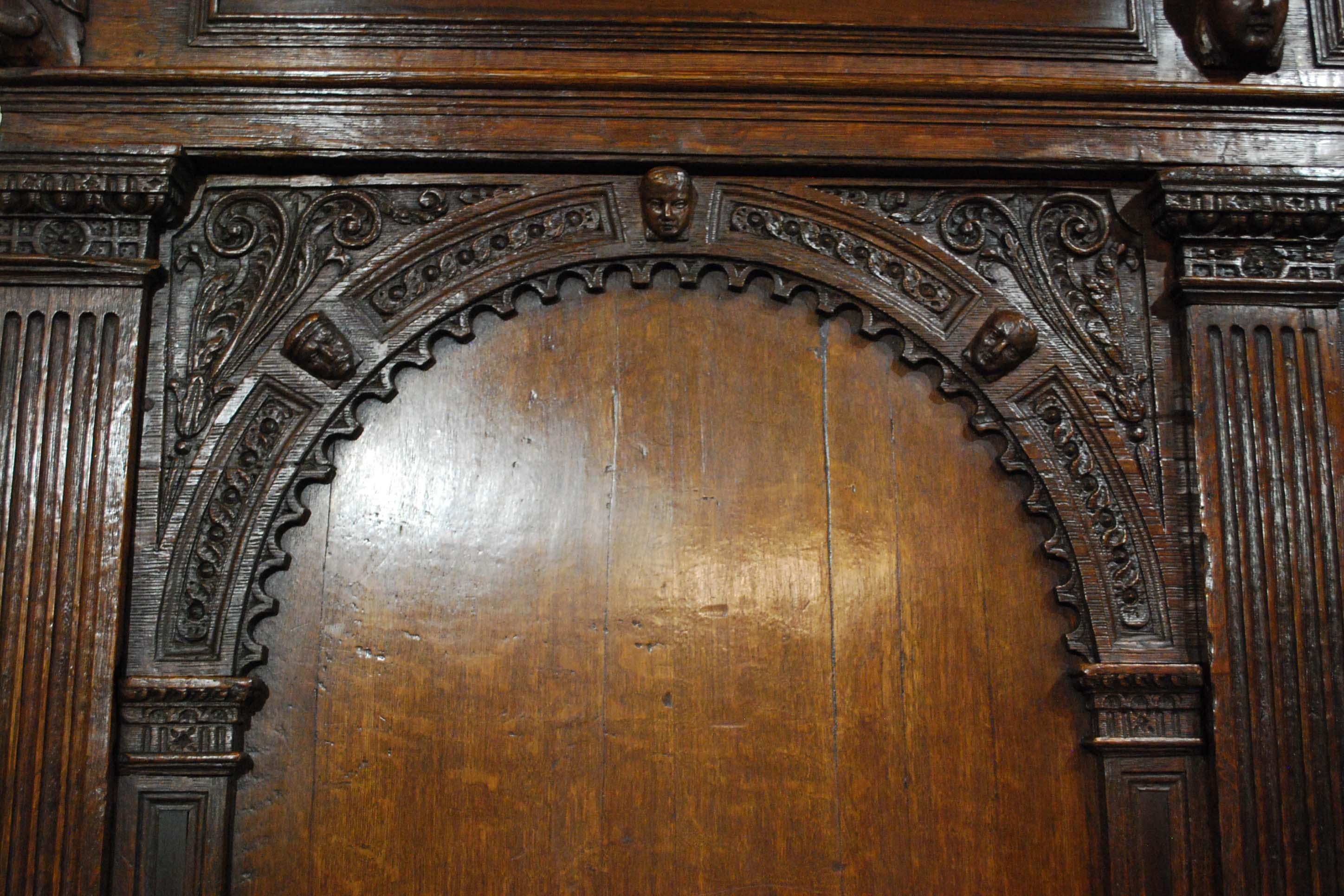 Antique Dutch Renaissance Portal Cabinet in Solid Oak, 18th Century For Sale 1