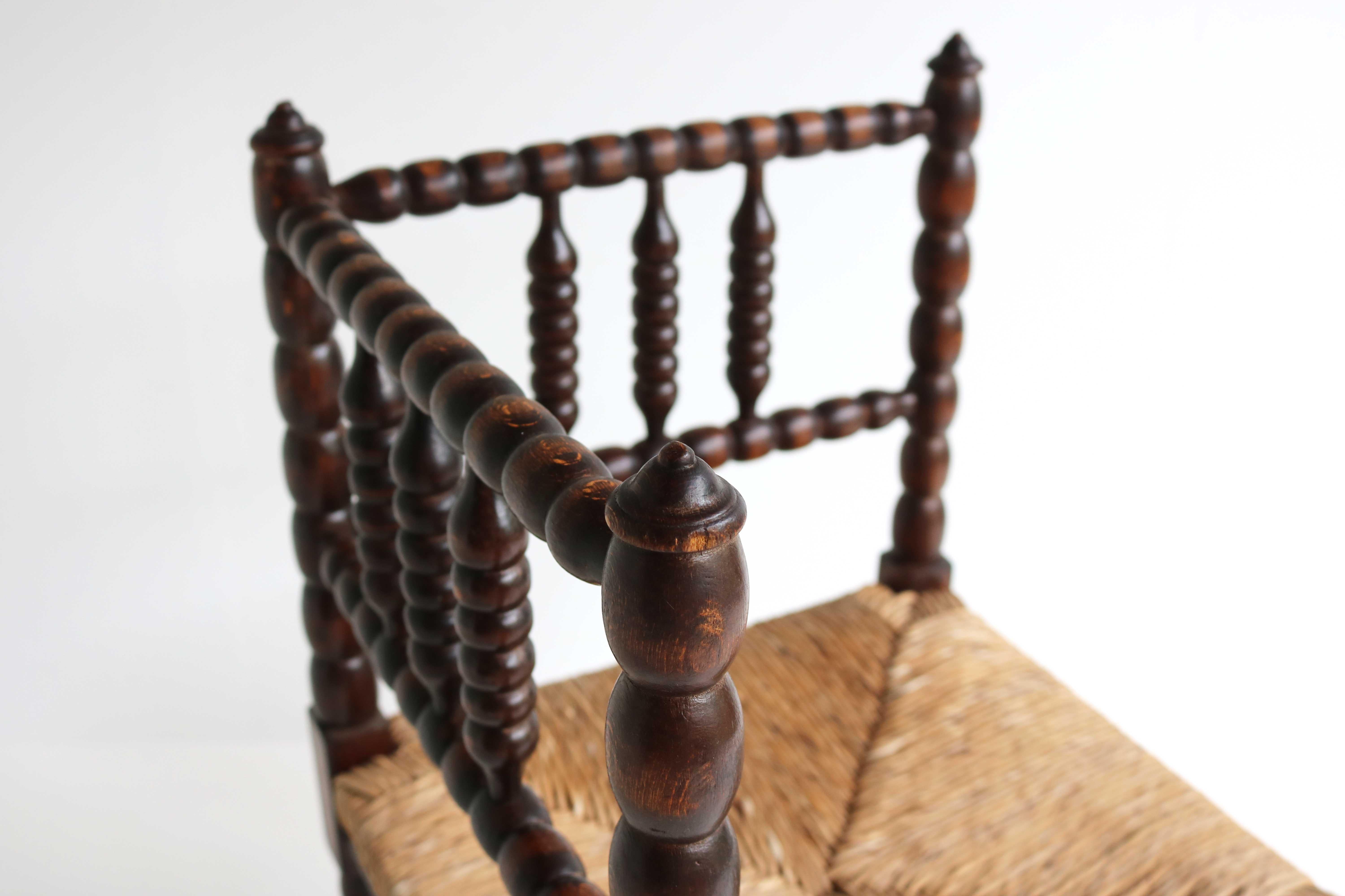 Antiquité - Ruch-Seat Chaise à bobines d'angle en Oak Oak Turned Hand Crafts 1900 en vente 3