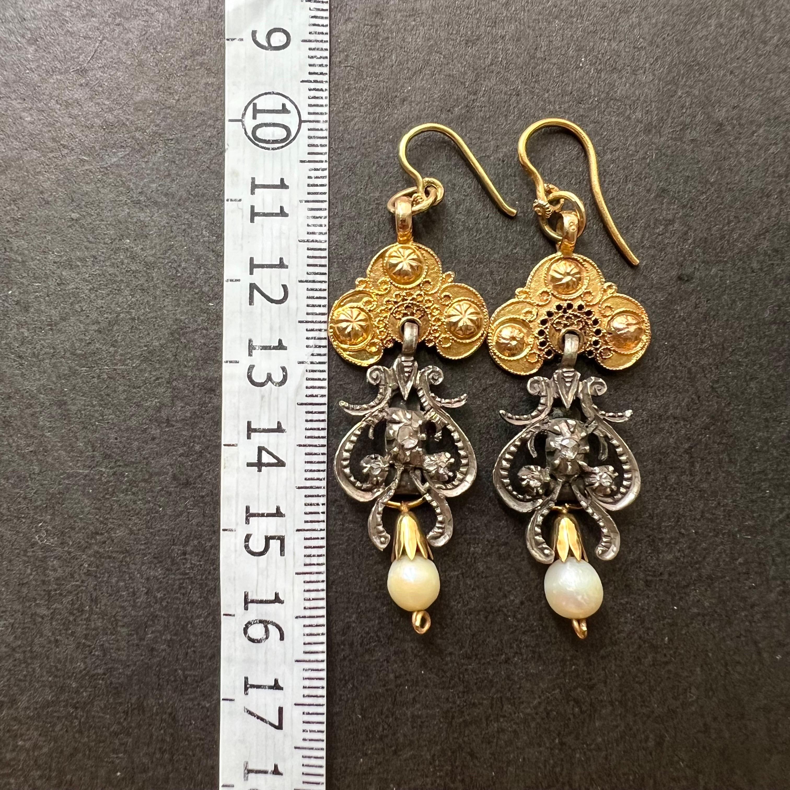 Boucles d'oreilles néerlandaises anciennes en argent et or avec diamants taille rose et perles en vente 6