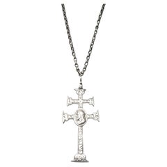 Colgante gótico antiguo de plata holandesa con crucifijo y cadena, Chester 1909
