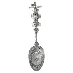 Cuchara con figura de molino de viento de plata holandesa antigua