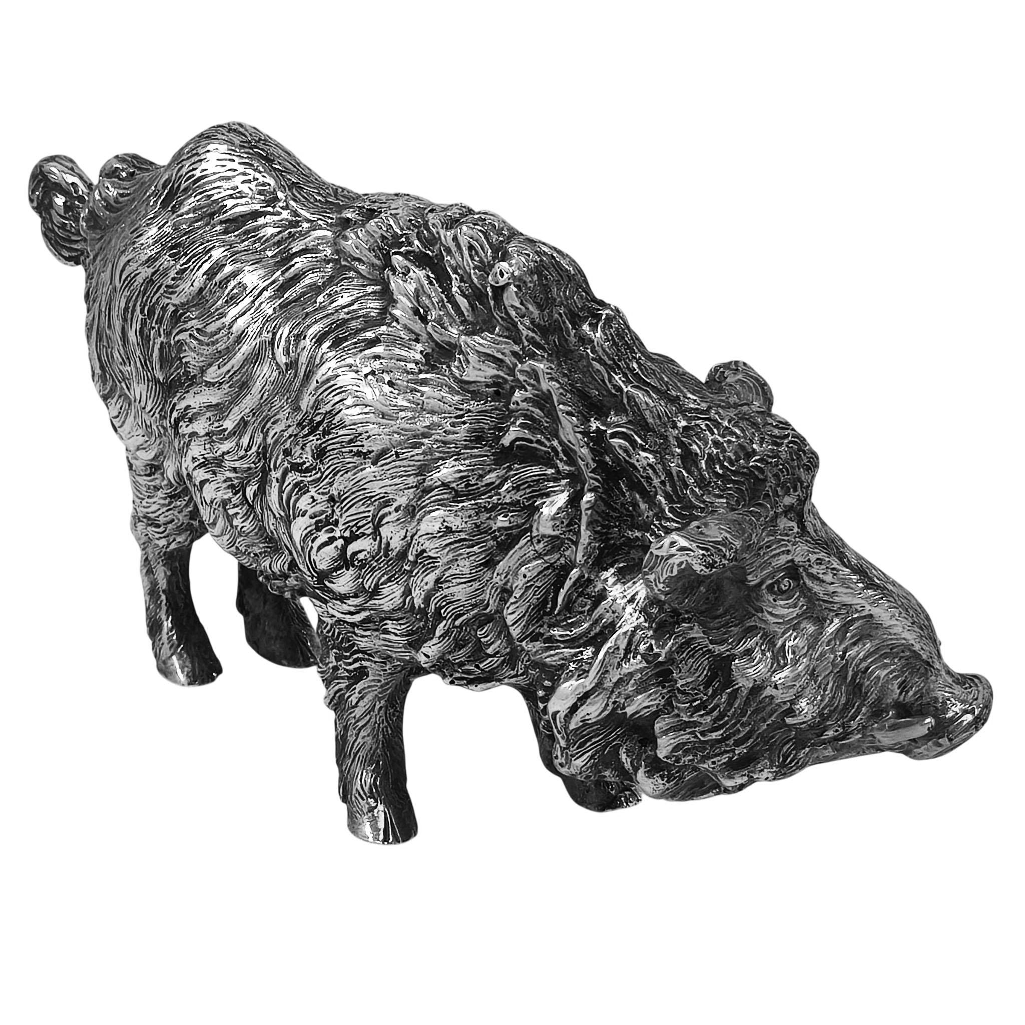 XX secolo Antico modello olandese in argento di un cinghiale / maiale selvatico Figurina Paesi Bassi c. 1910 in vendita