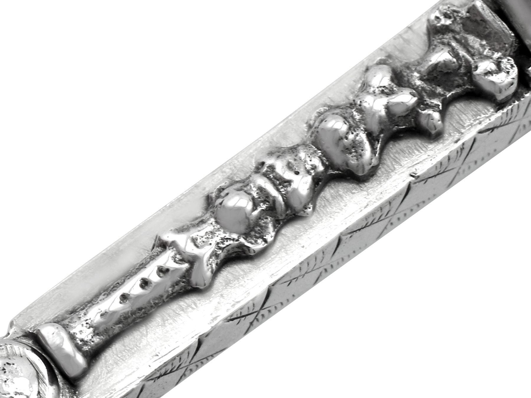 Antico attrezzo olandese in argento per la lavorazione delle pipe / raschietto per lingua in vendita 1