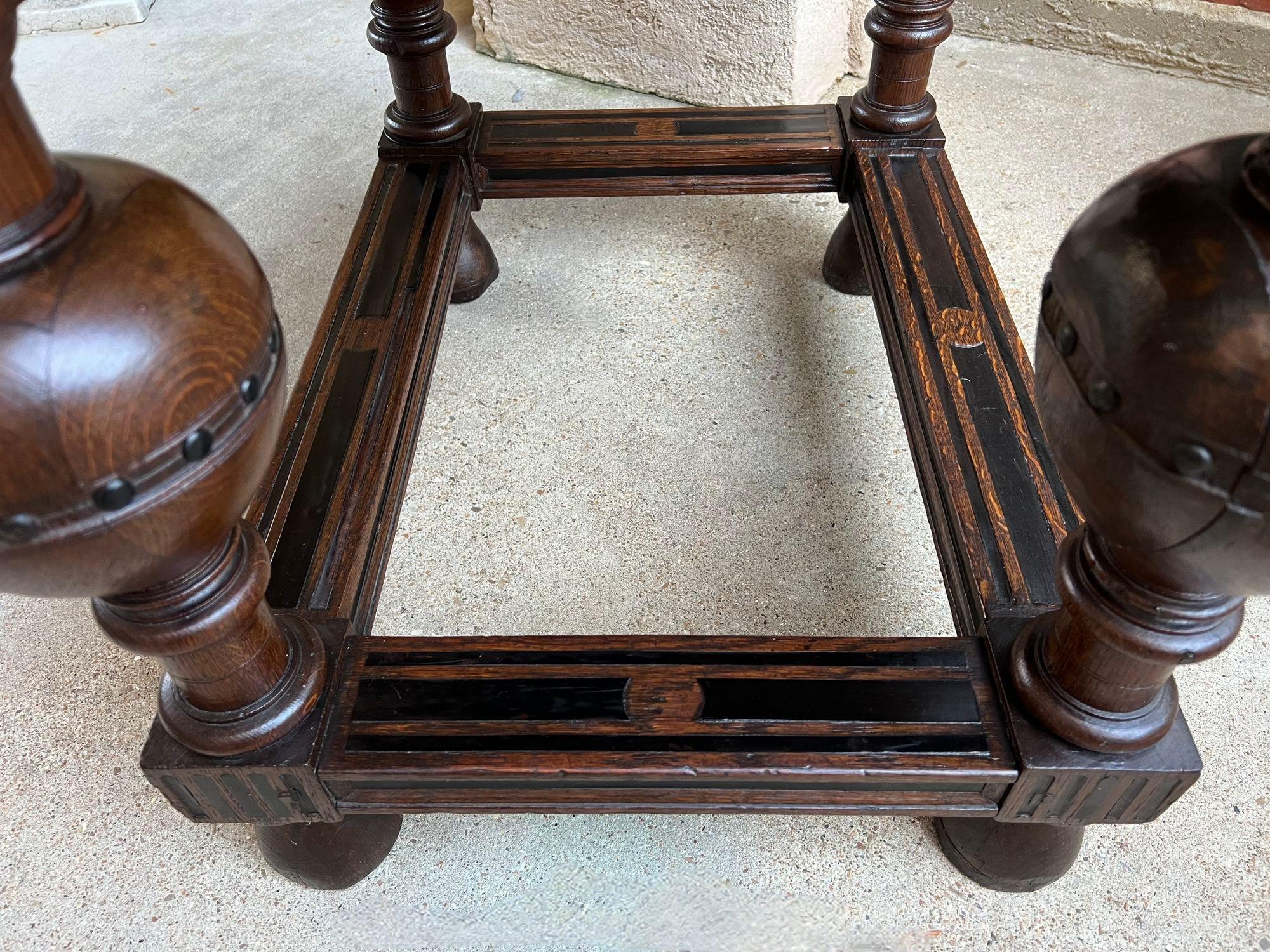 Antique Dutch Sofa Side Table Carved Oak Bulbous Leg Baroque Ebonized Danish For Sale 4