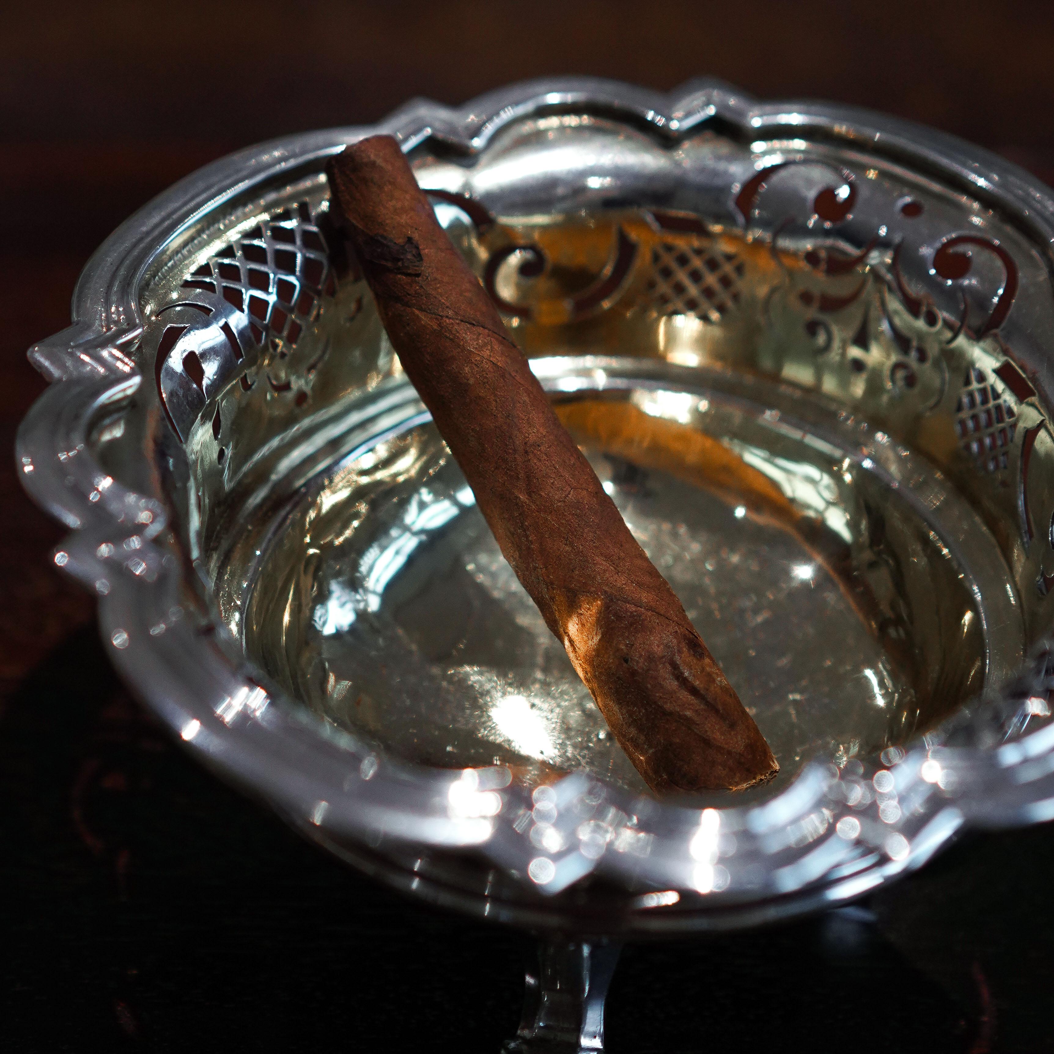 Antico accendino/braciere olandese in argento massiccio - Amsterdam 18° sec. In condizioni buone in vendita a London, GB