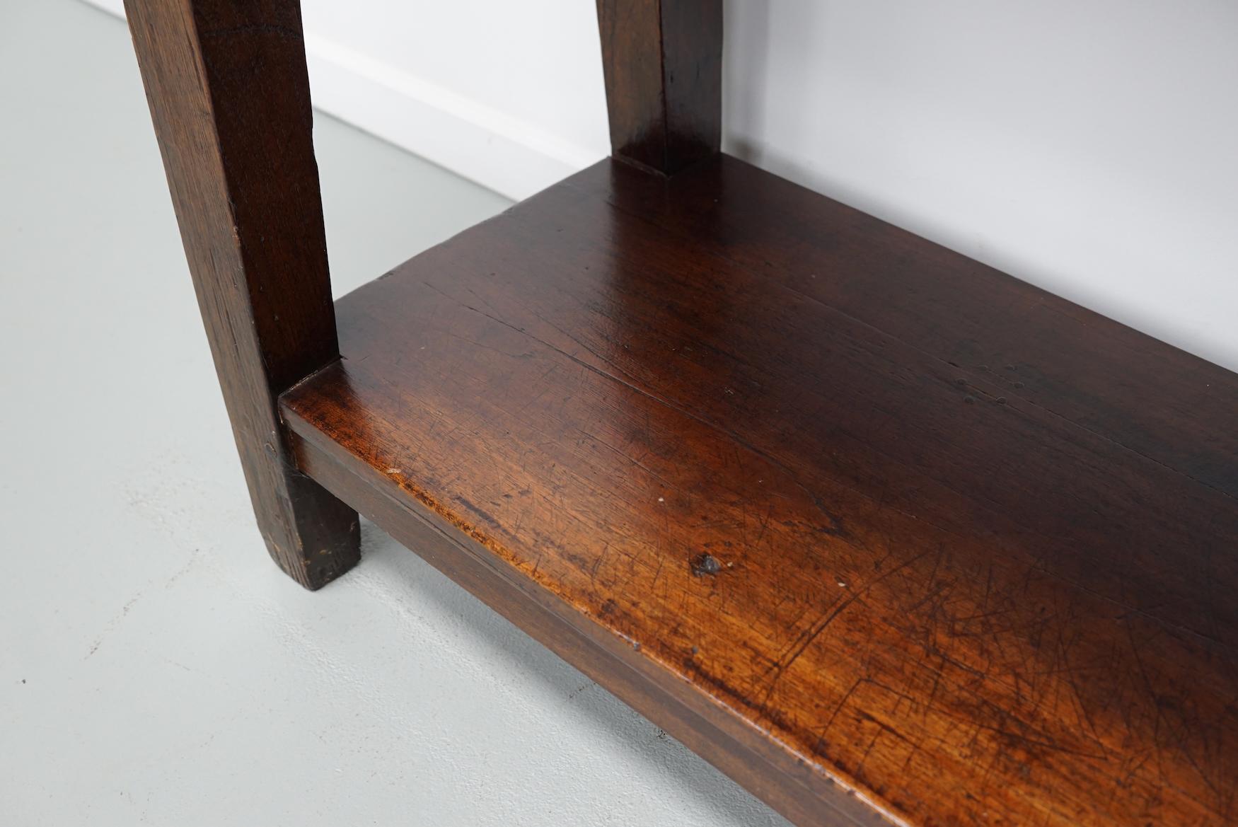 Table d'appoint hollandaise ancienne en teck / Oak Coloni rustique en vente 7