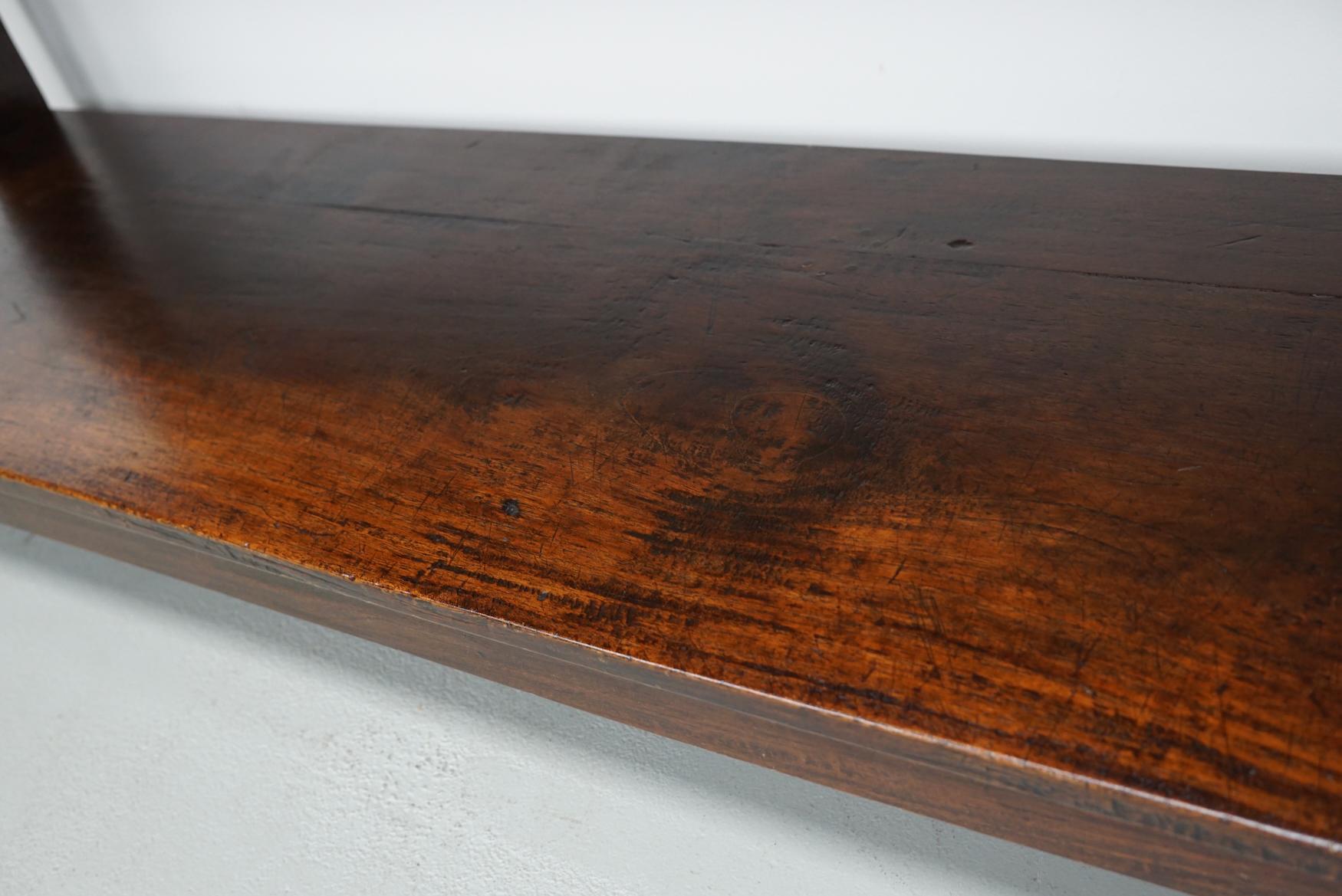 Table d'appoint hollandaise ancienne en teck / Oak Coloni rustique en vente 13