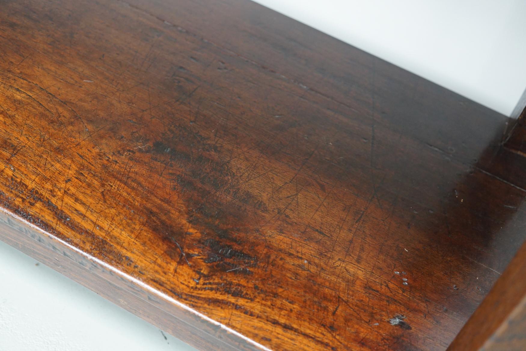 Table d'appoint hollandaise ancienne en teck / Oak Coloni rustique en vente 3