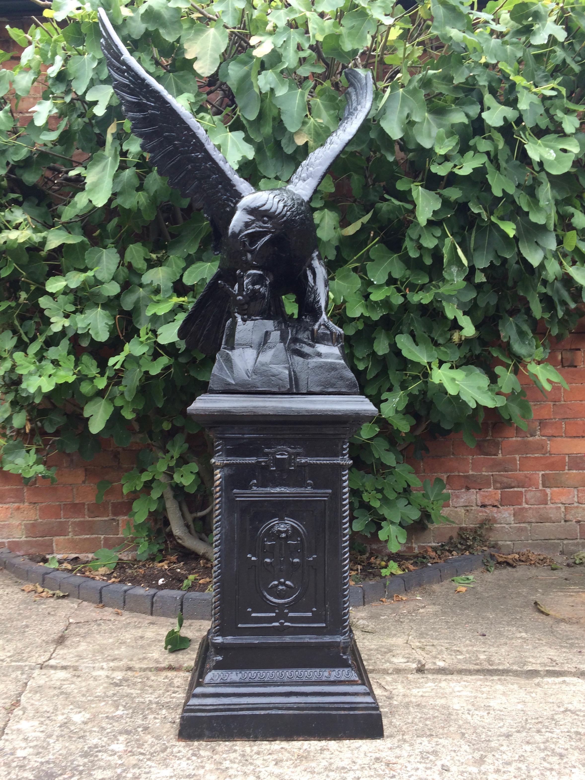 Antique Eagle Cast Iron Garden Pedestal Garden Sculpture Very Large 2