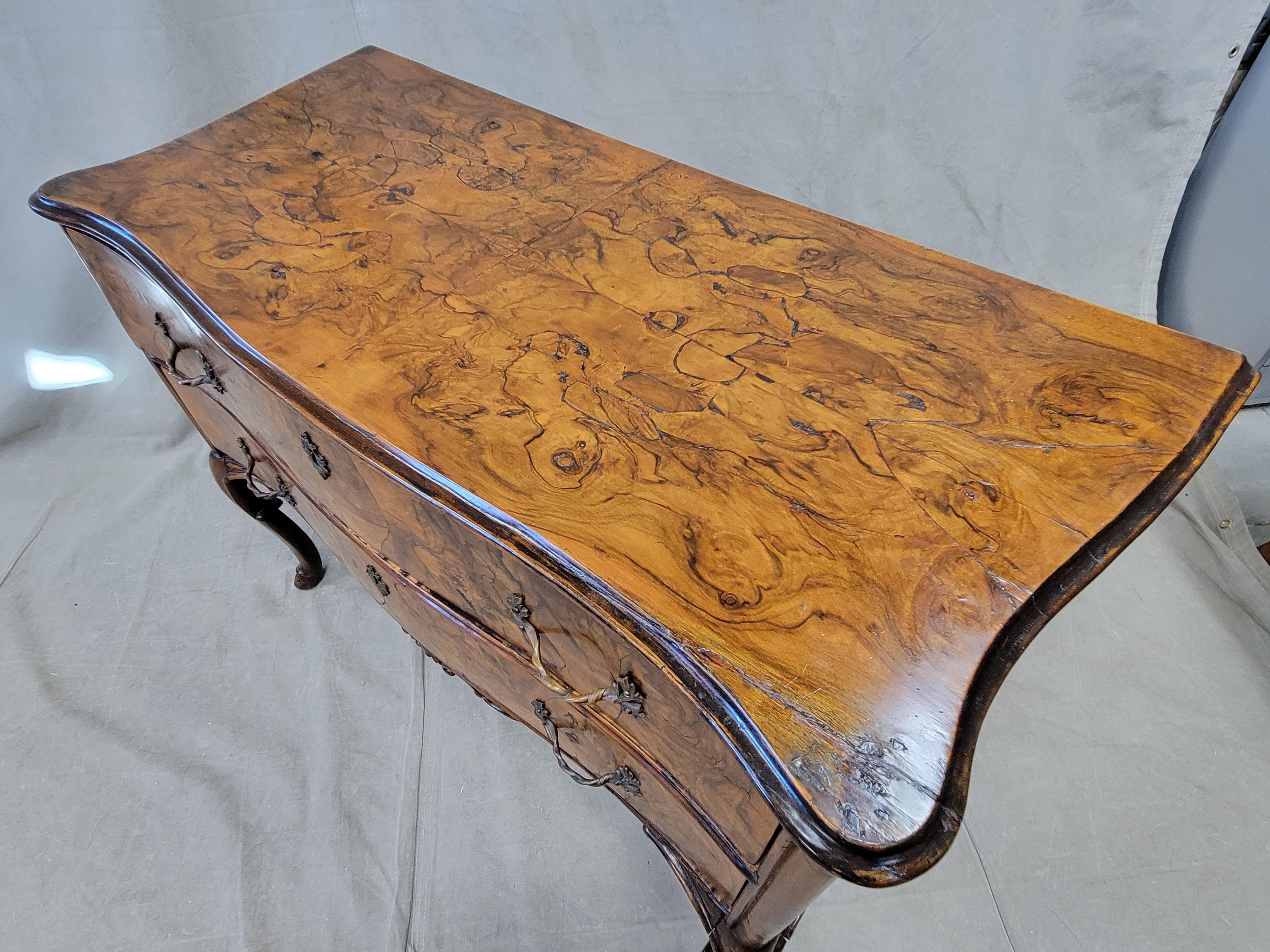 Antique Early 1800s French Burl Walnut Commode Sold by B. Altman & Co. New York In Good Condition In Centennial, CO