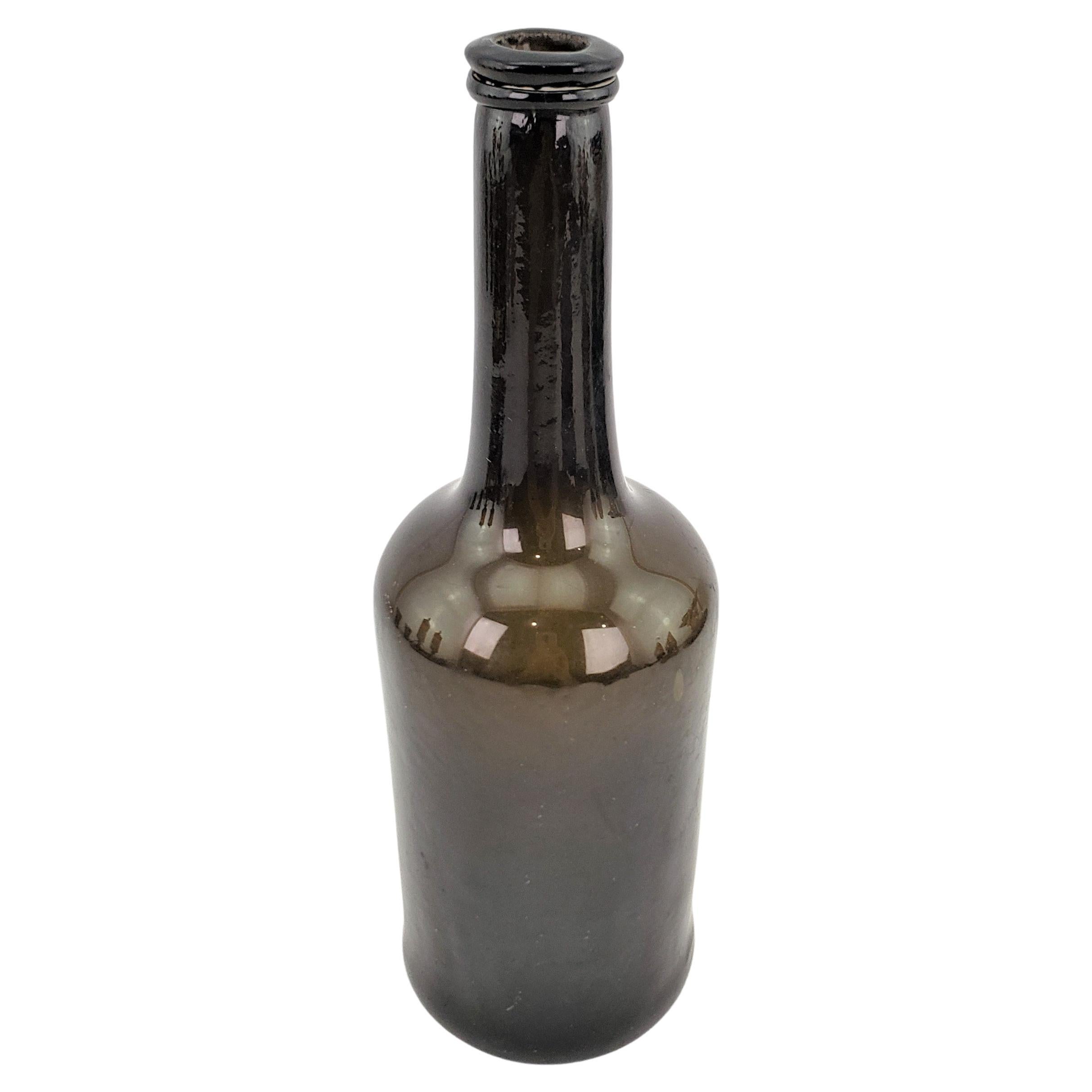 Antique Early 18th Century Deep Green English Mallet Formed Glass Wine Bottle For Sale