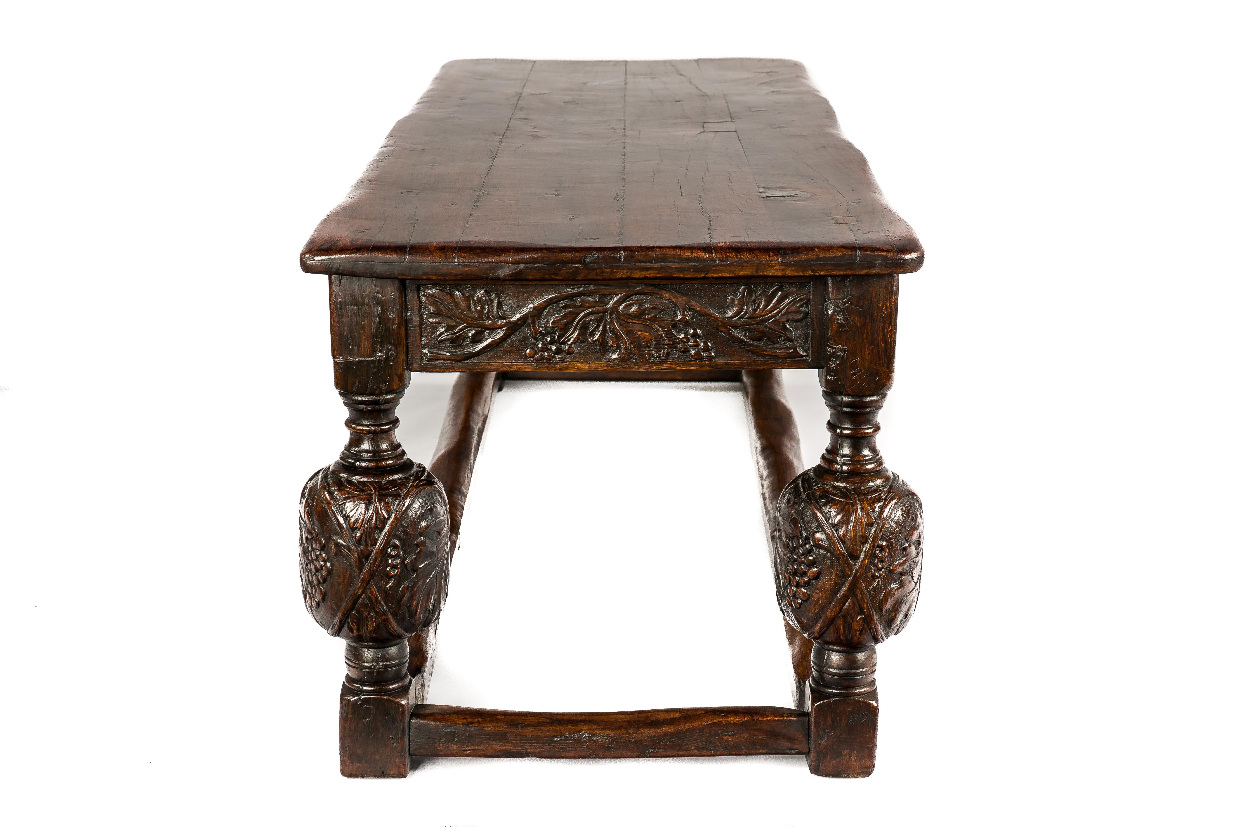 18th Century and Earlier antique early 18th century English Elizabethan Renaissance Long Carved Oak Table