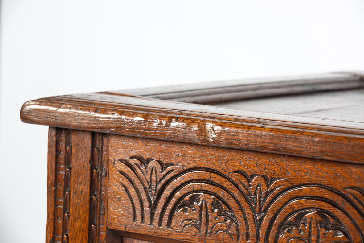 Antique early 18th century English warm brown chest or trunk with rich carvings For Sale 4