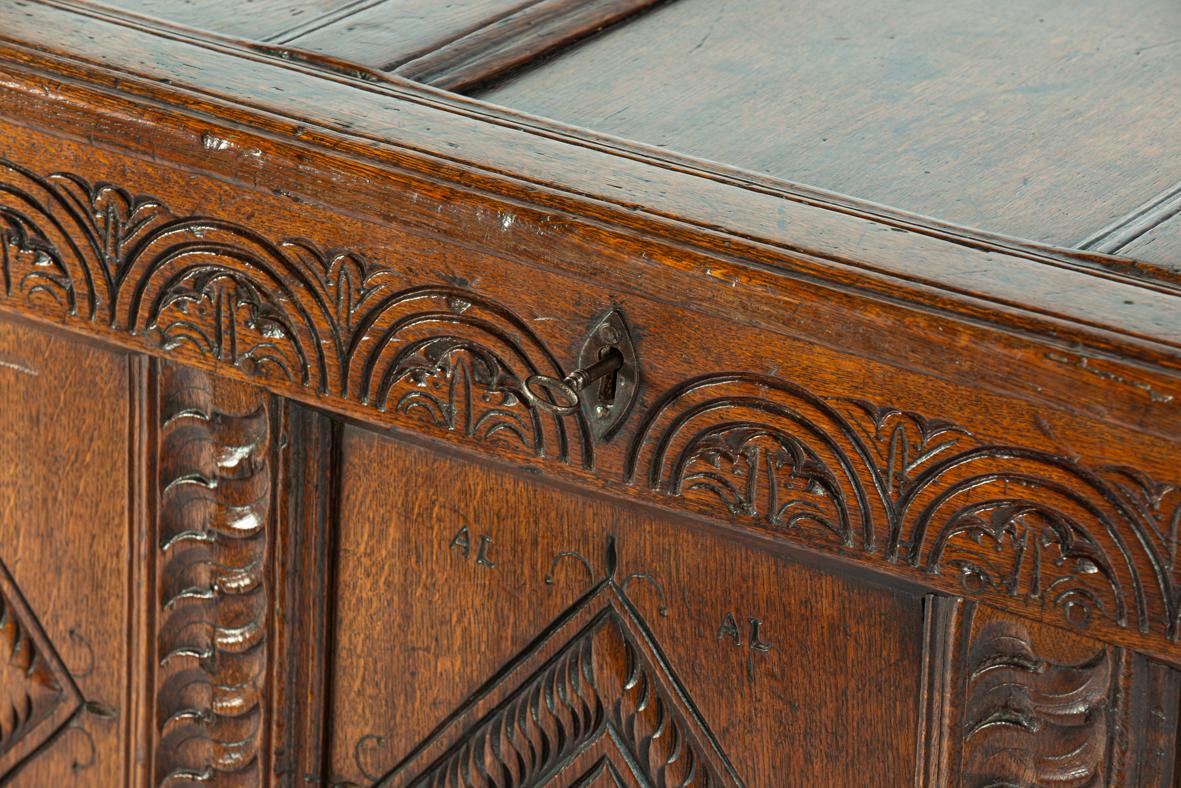 Antique early 18th century English warm brown chest or trunk with rich carvings For Sale 2