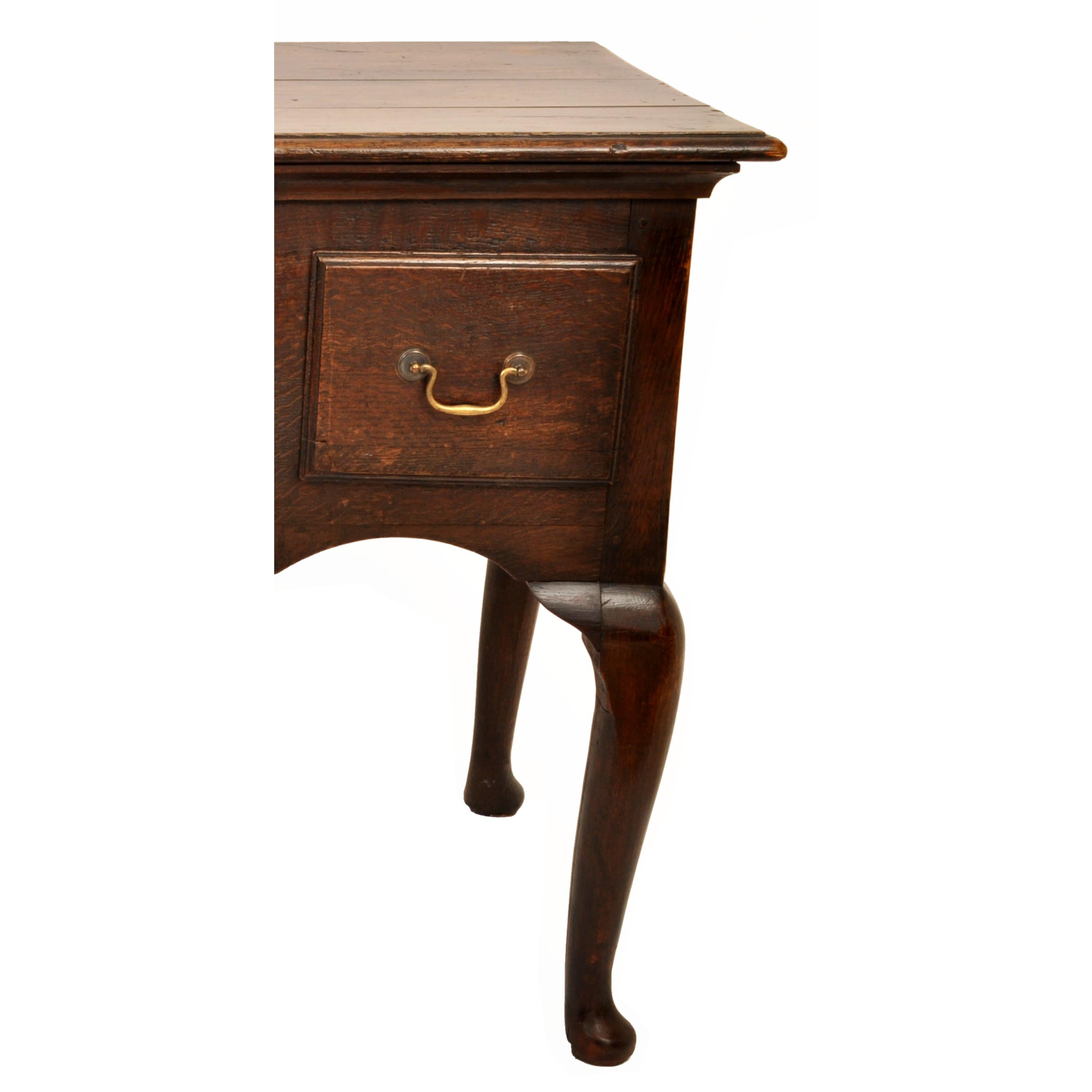 Antique Early 18th Century Georgian George II Oak Lowboy Dressing Table 1750 For Sale 4