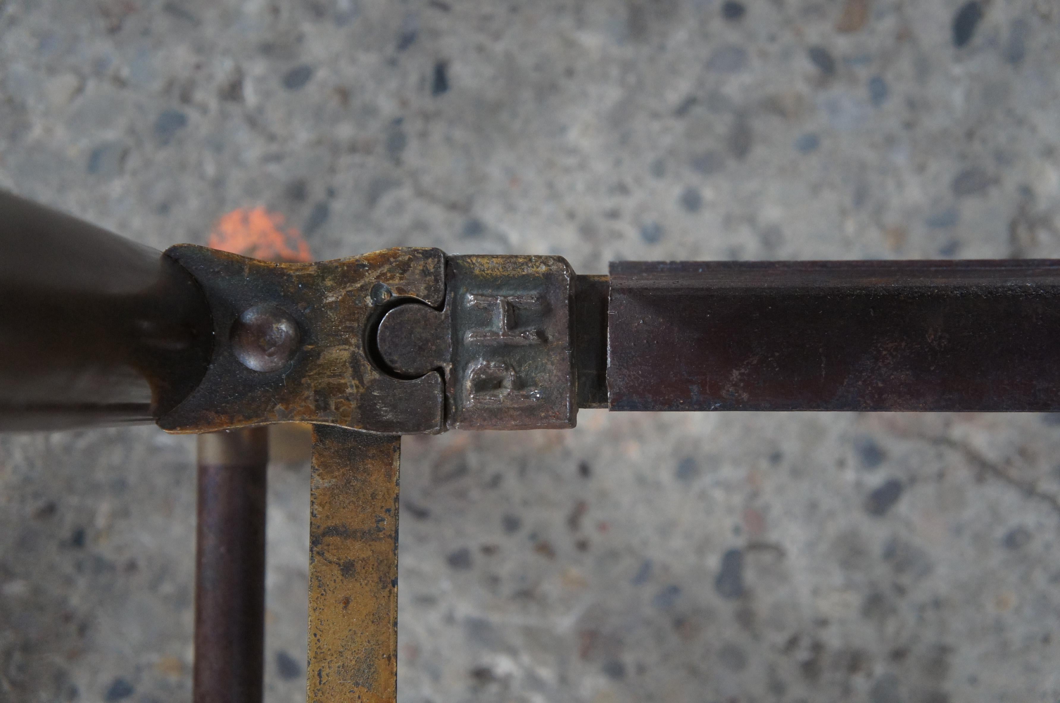 XX secolo Telaio del letto completo in ottone antico dei primi anni del 1900 in stile revival vittoriano americano in vendita