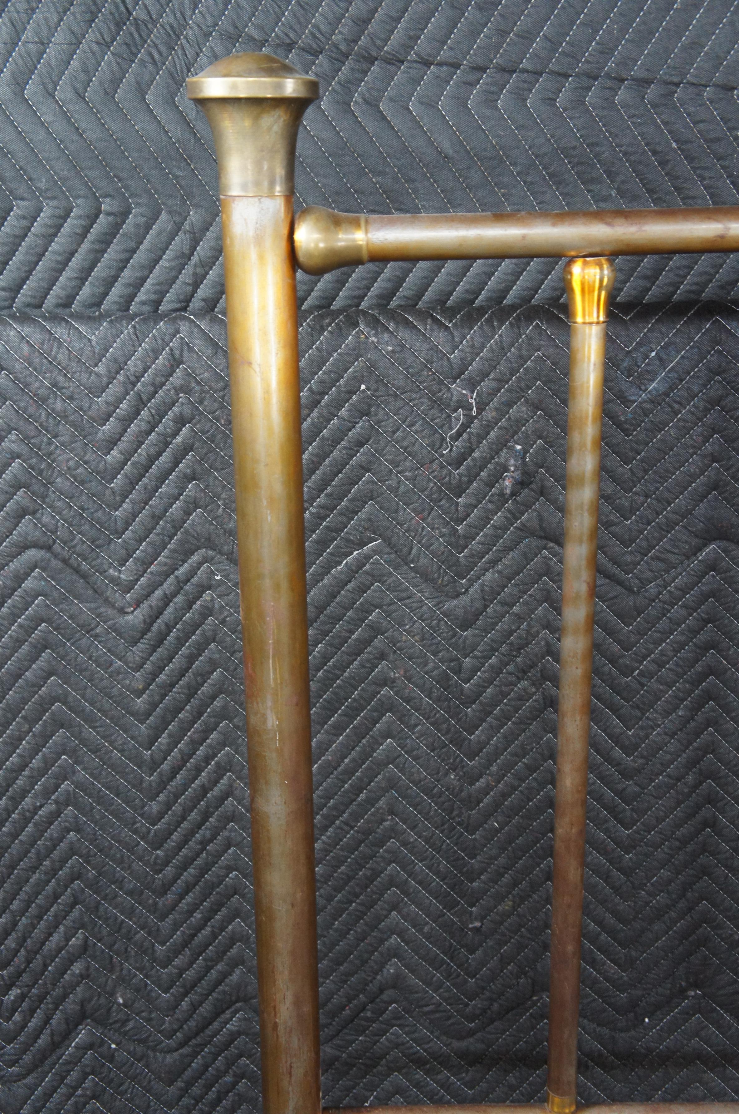 Telaio del letto completo in ottone antico dei primi anni del 1900 in stile revival vittoriano americano in vendita 1