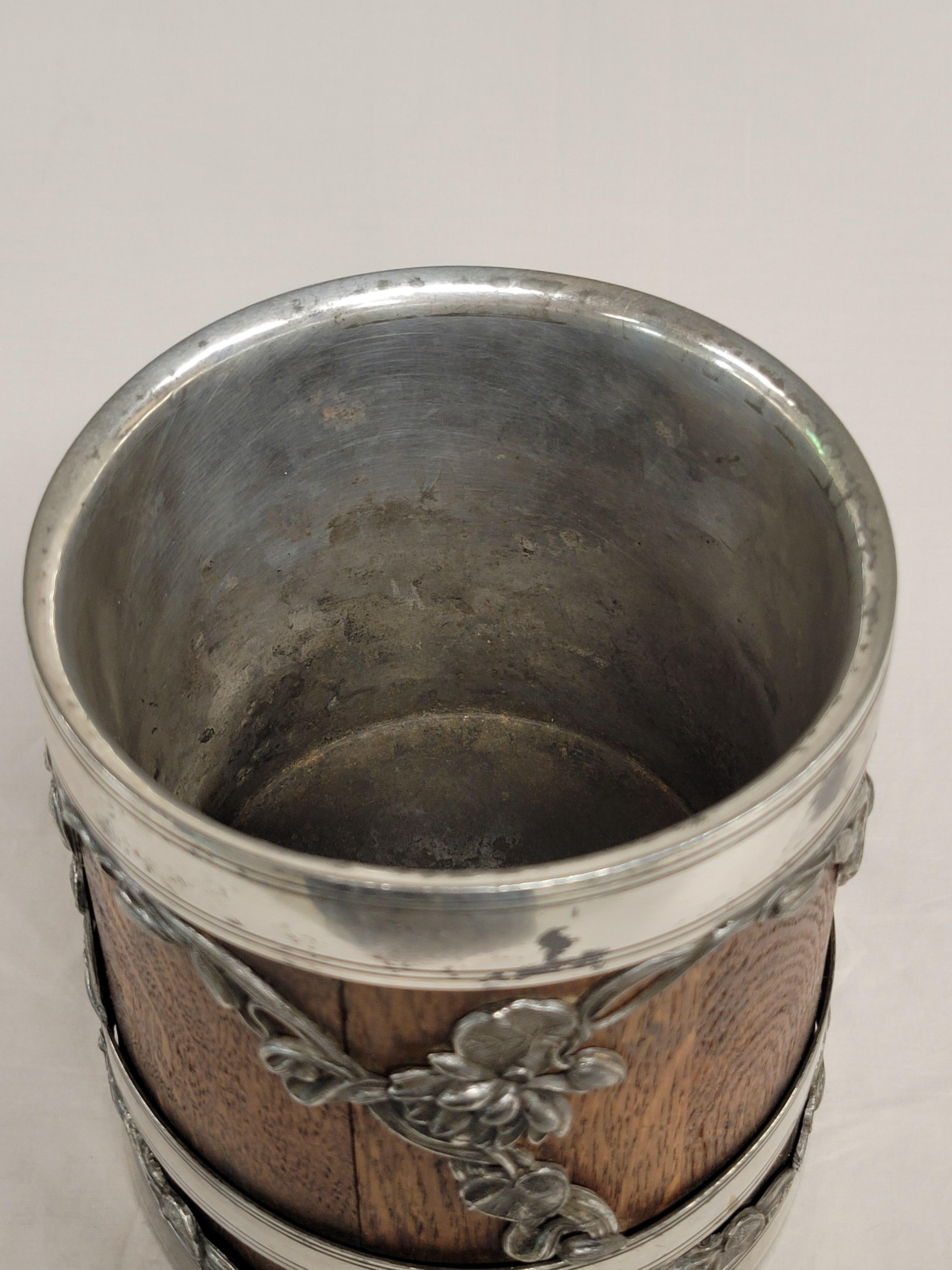 Antike frühe 1900er Jugendstil St. Louis Silver Co. Eiskübel aus Eiche und Silber im Angebot 2