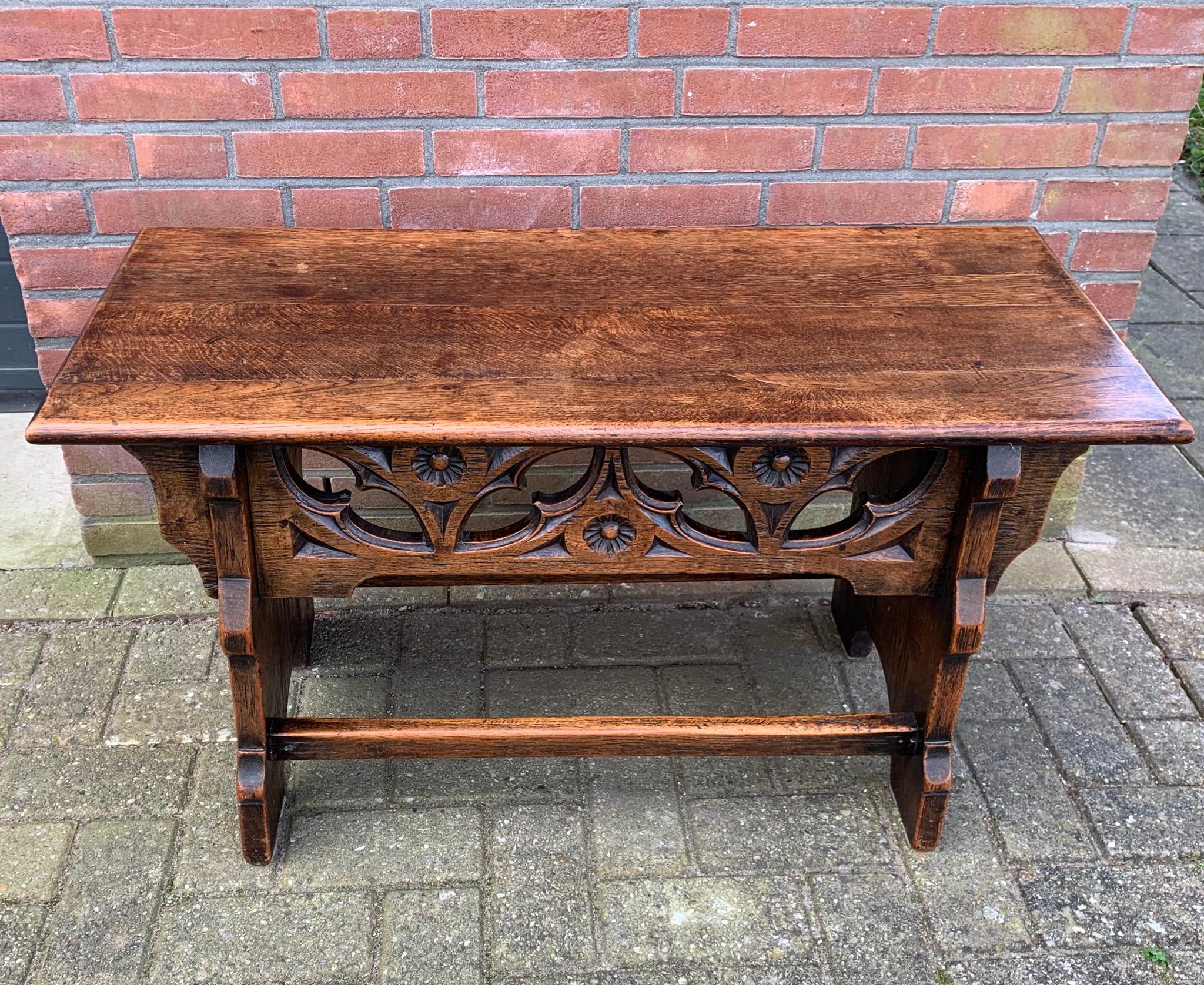 Antique Early 1900s Gothic Revival Stool or Table with Hand Carved Elements For Sale 9