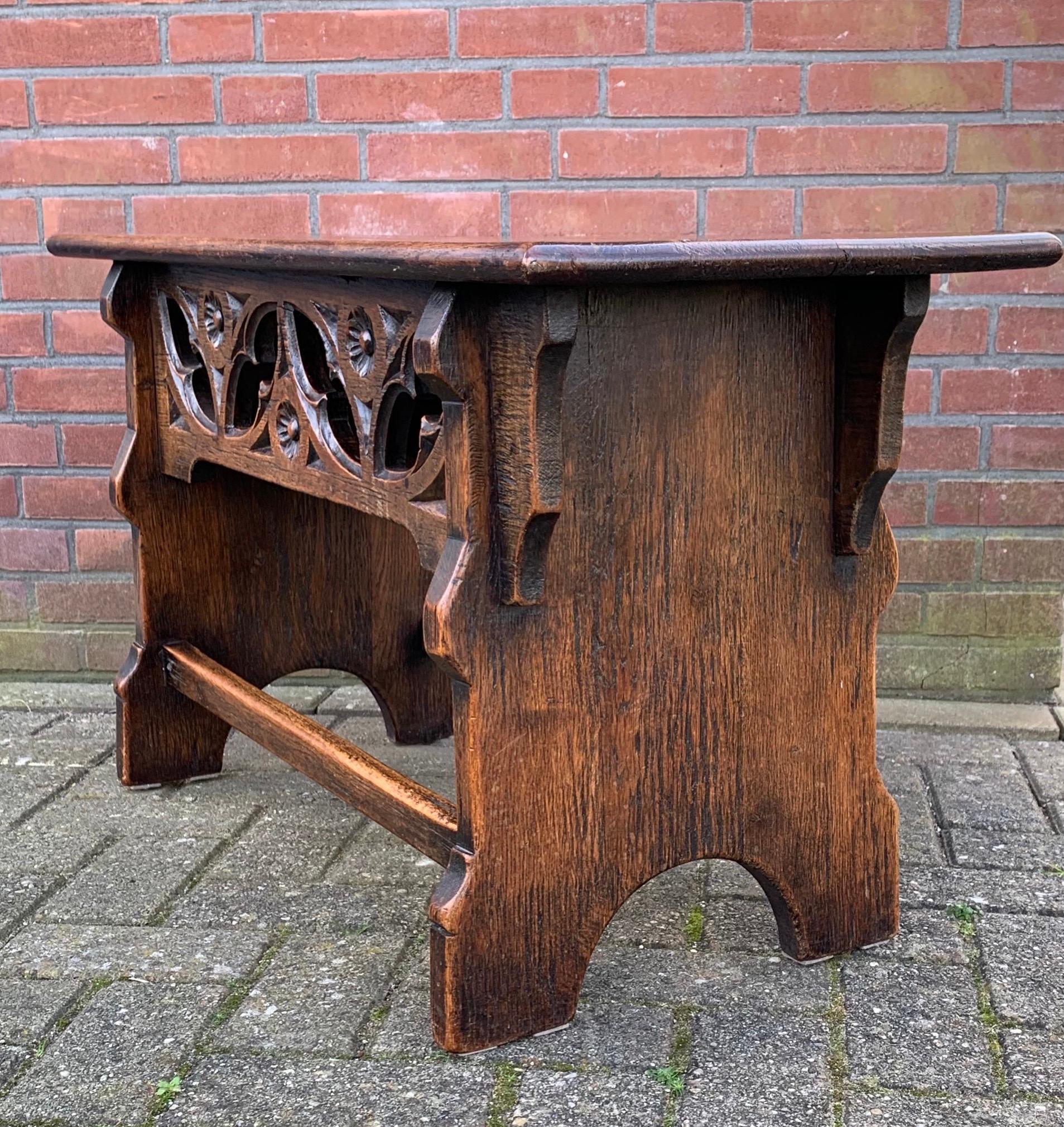 Antique Early 1900s Gothic Revival Stool or Table with Hand Carved Elements For Sale 12