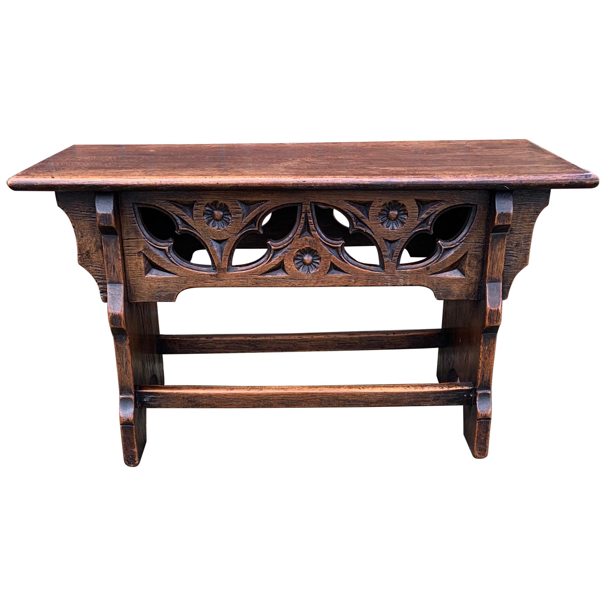 Antique Early 1900s Gothic Revival Stool or Table with Hand Carved Elements For Sale