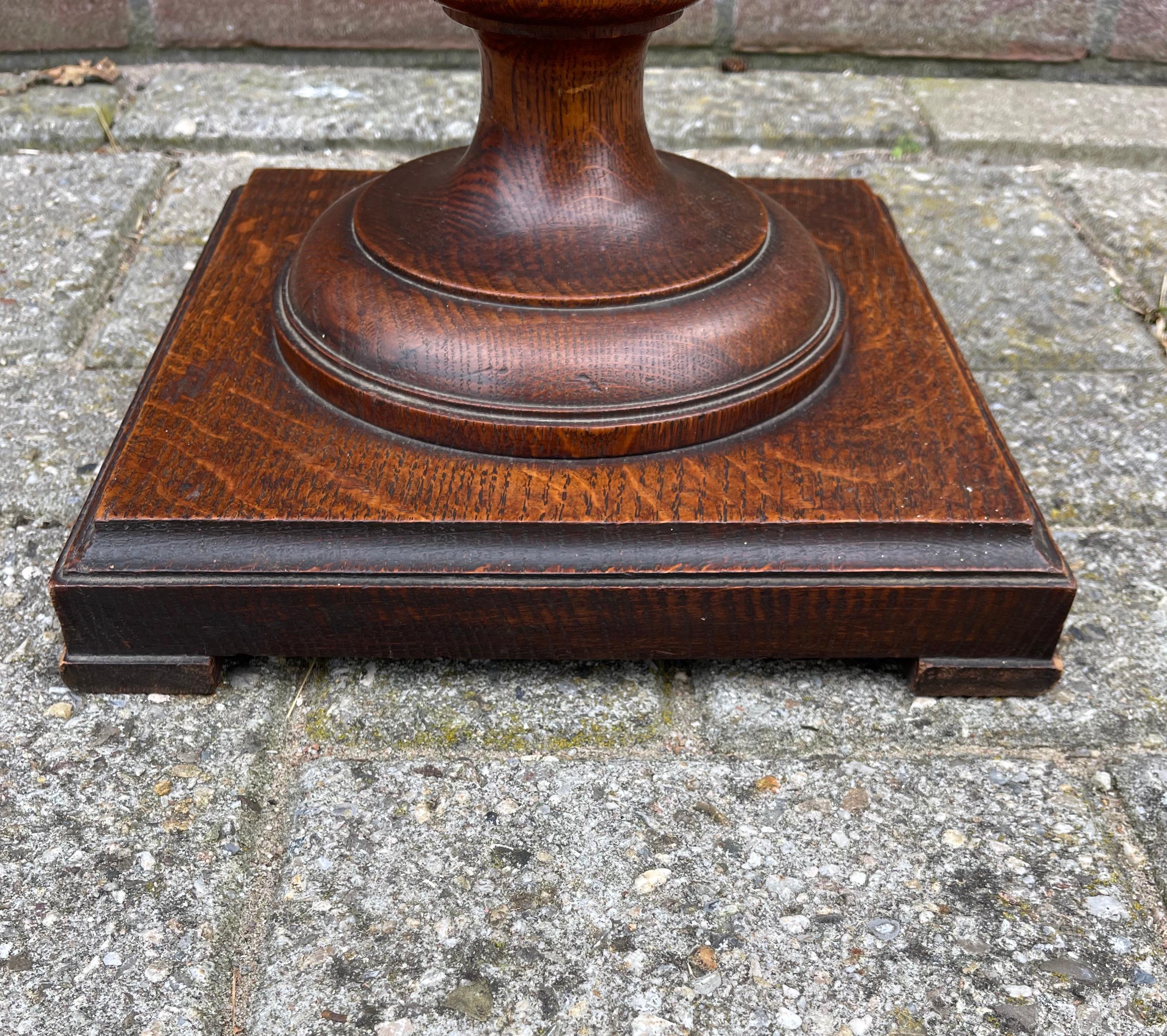 Antique Early 1900s Hand Carved Oak Pedestal Display Stand, Floral Sculptered For Sale 13