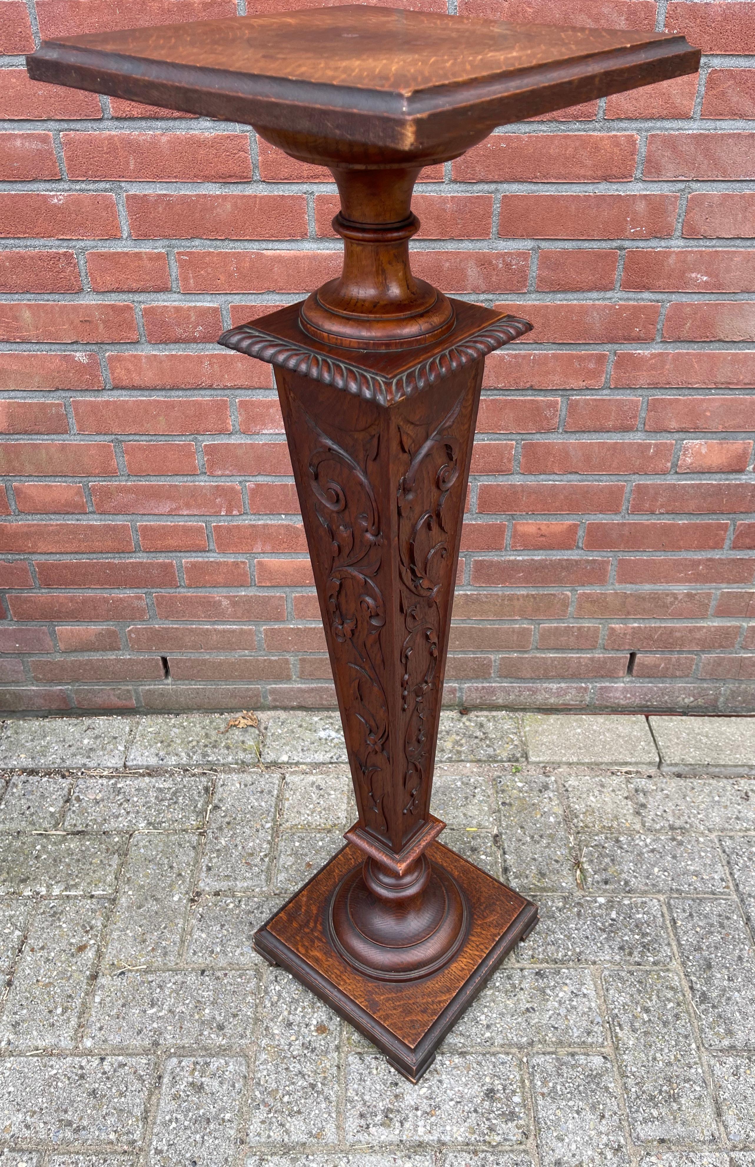 Arts and Crafts Antique Early 1900s Hand Carved Oak Pedestal Display Stand, Floral Sculptered For Sale