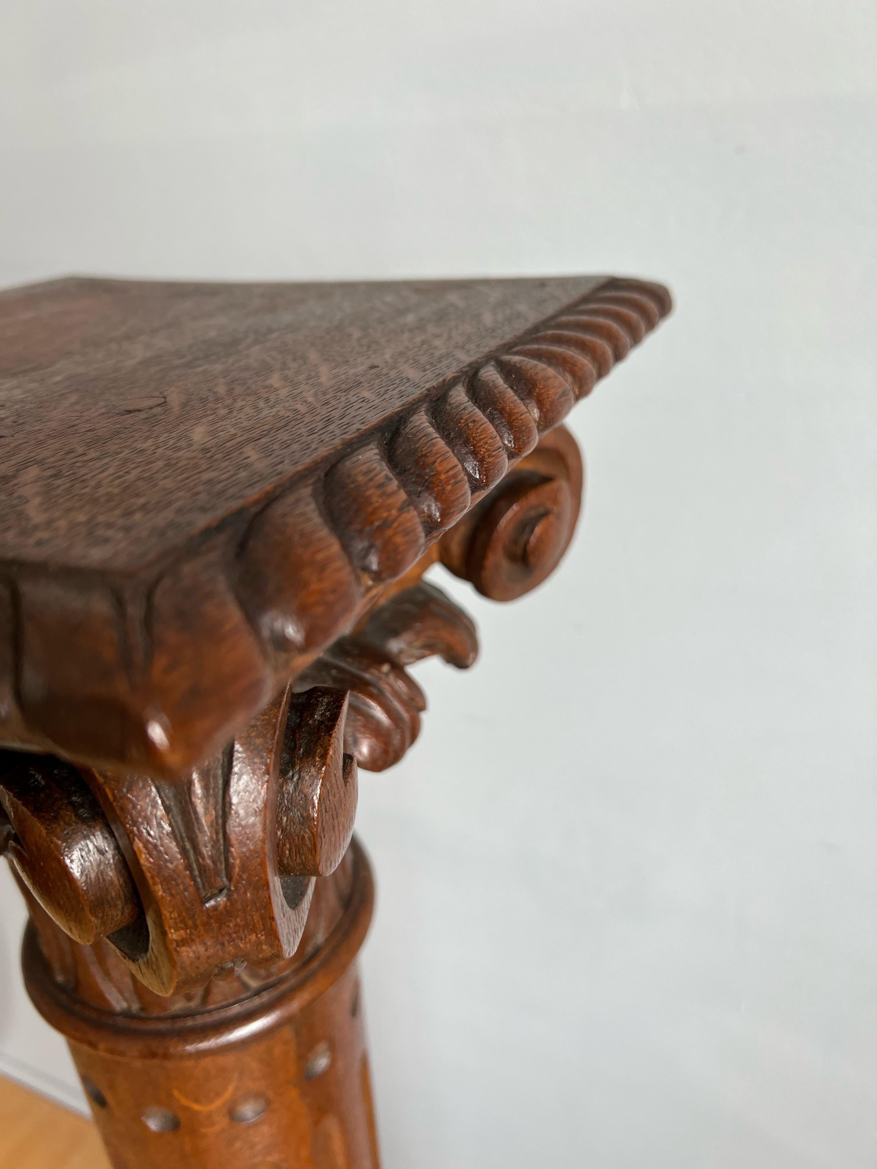 Antique Early 1900s Majestic Hand Carved Oak Display Sculpture Stand / Pedestal For Sale 2