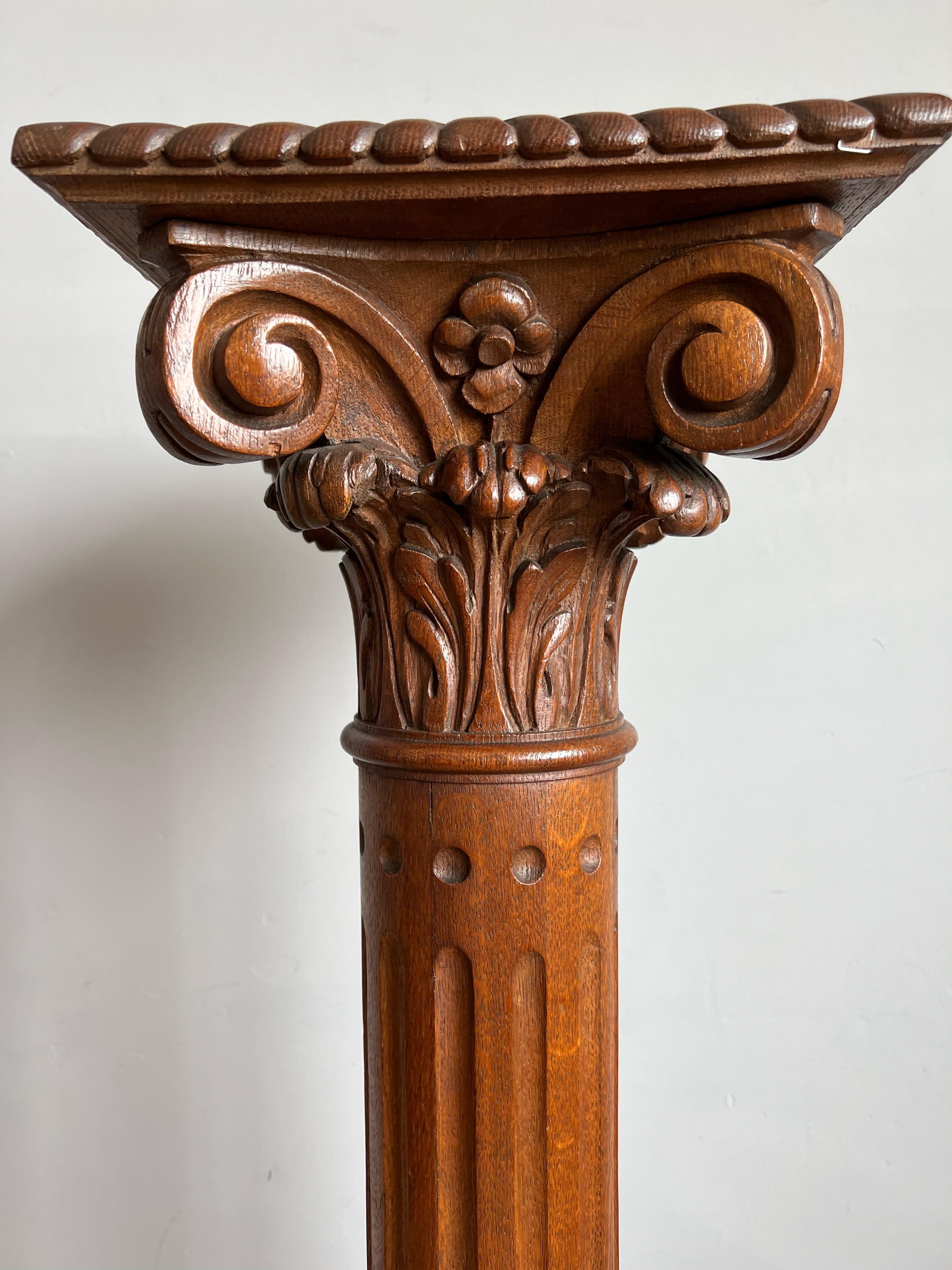 Antique Early 1900s Majestic Hand Carved Oak Display Sculpture Stand / Pedestal For Sale 5