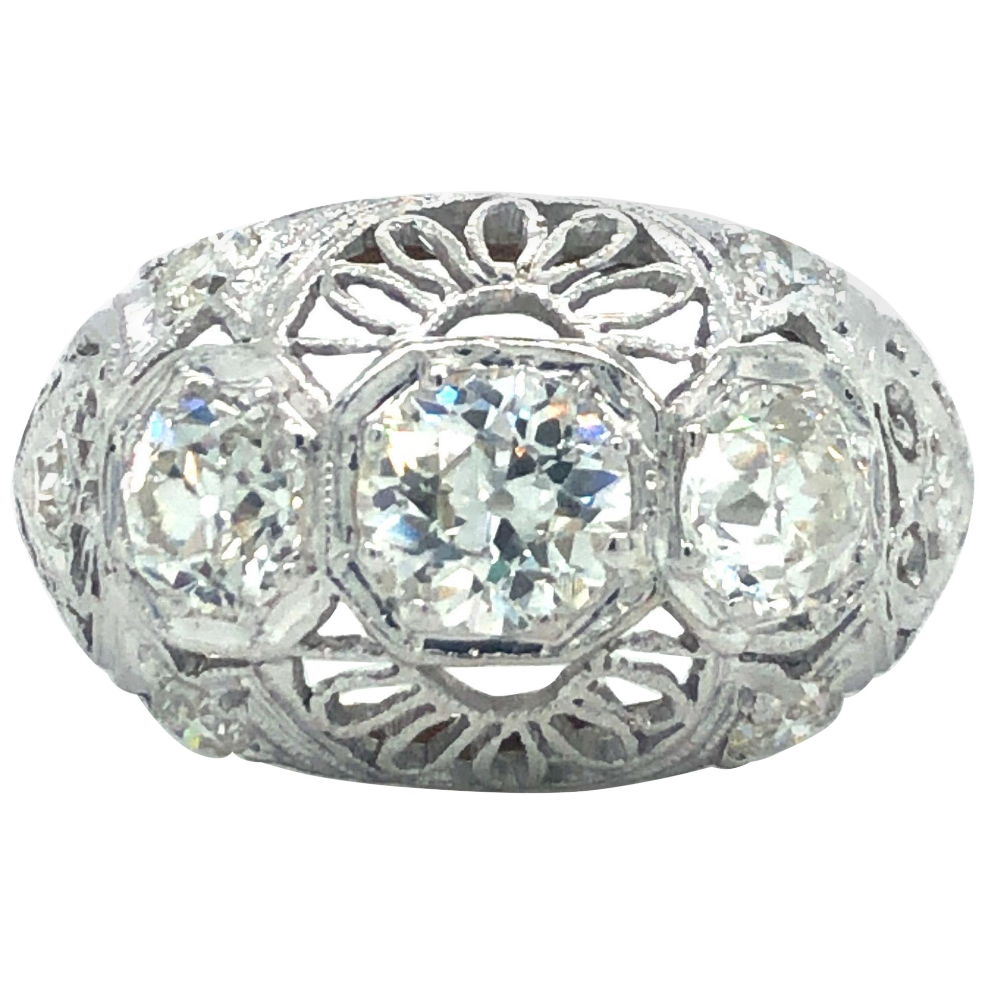 Antique Early 1900s Old Cut Diamond Three-Stone Filigree Ring Platinum