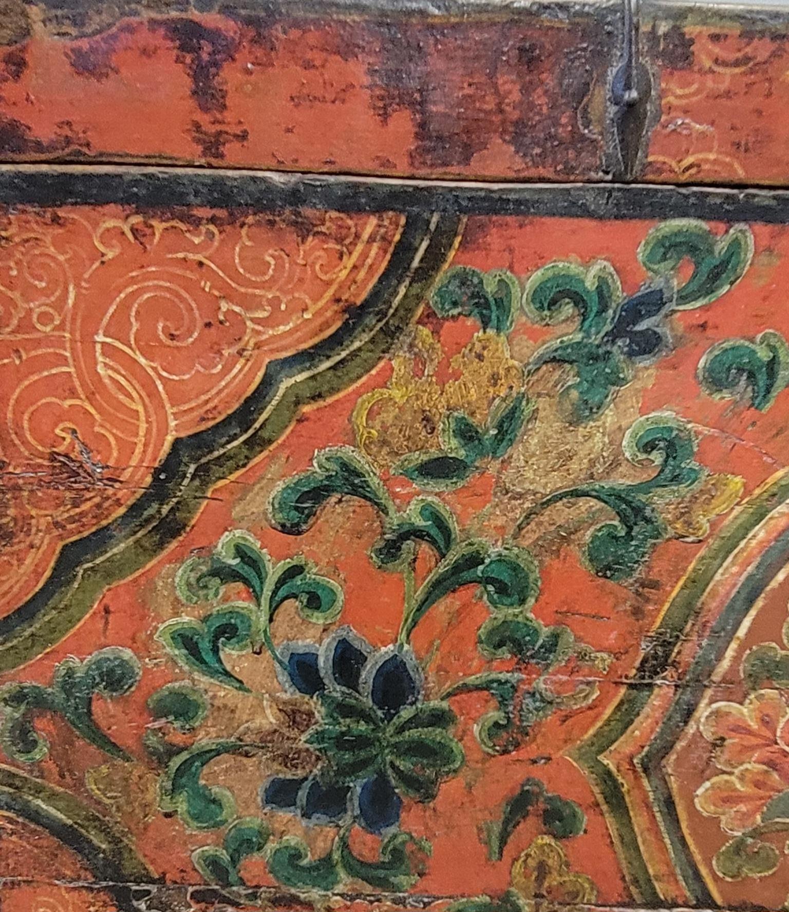 Antique Early 1900s Tibetan Trunk With Original Paint in Flaming Jewel Motif 3