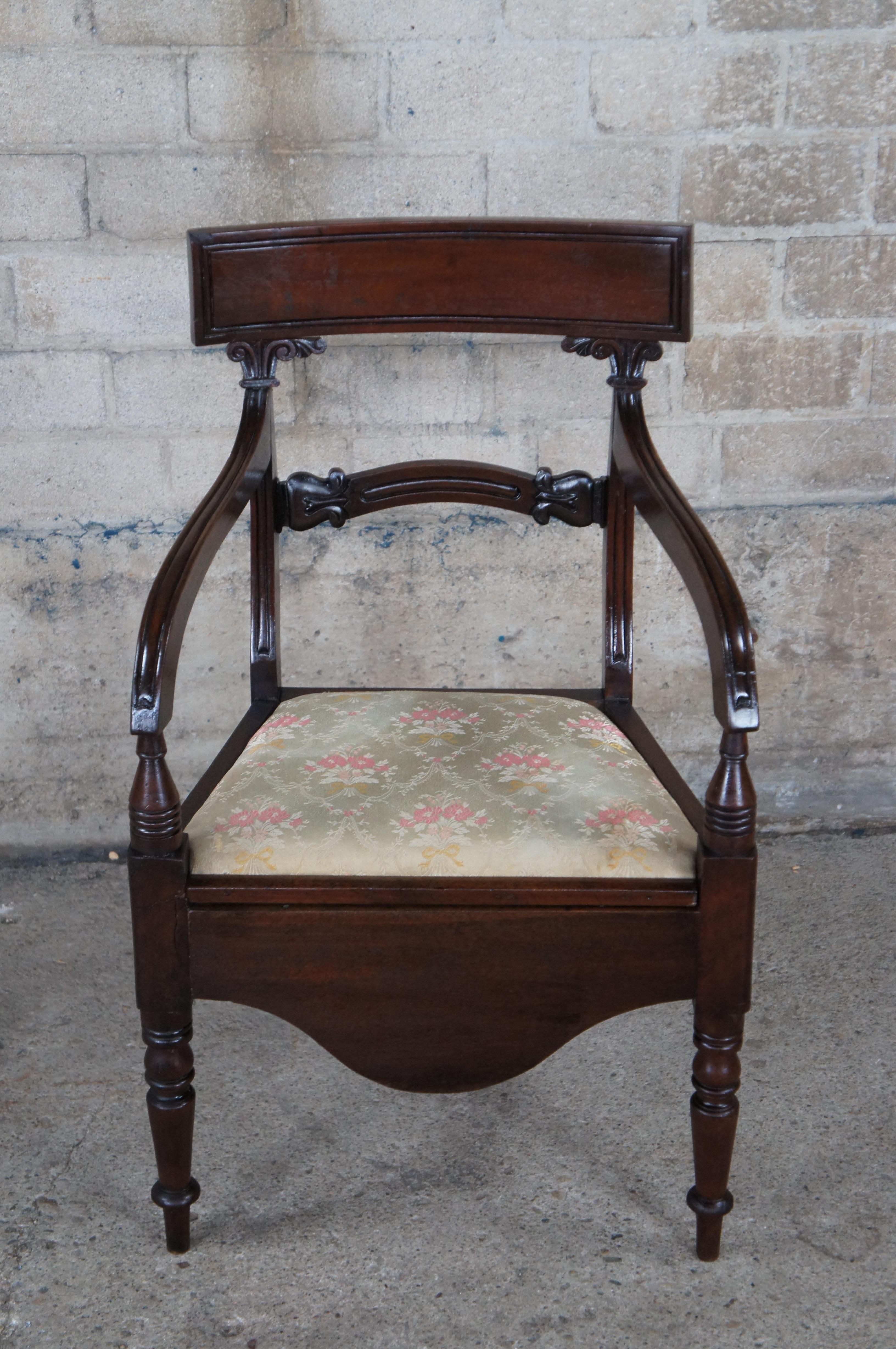 Antiguo Sillón con Brazos de Caoba de la Regencia Inglesa de principios del S. XIX en venta 5