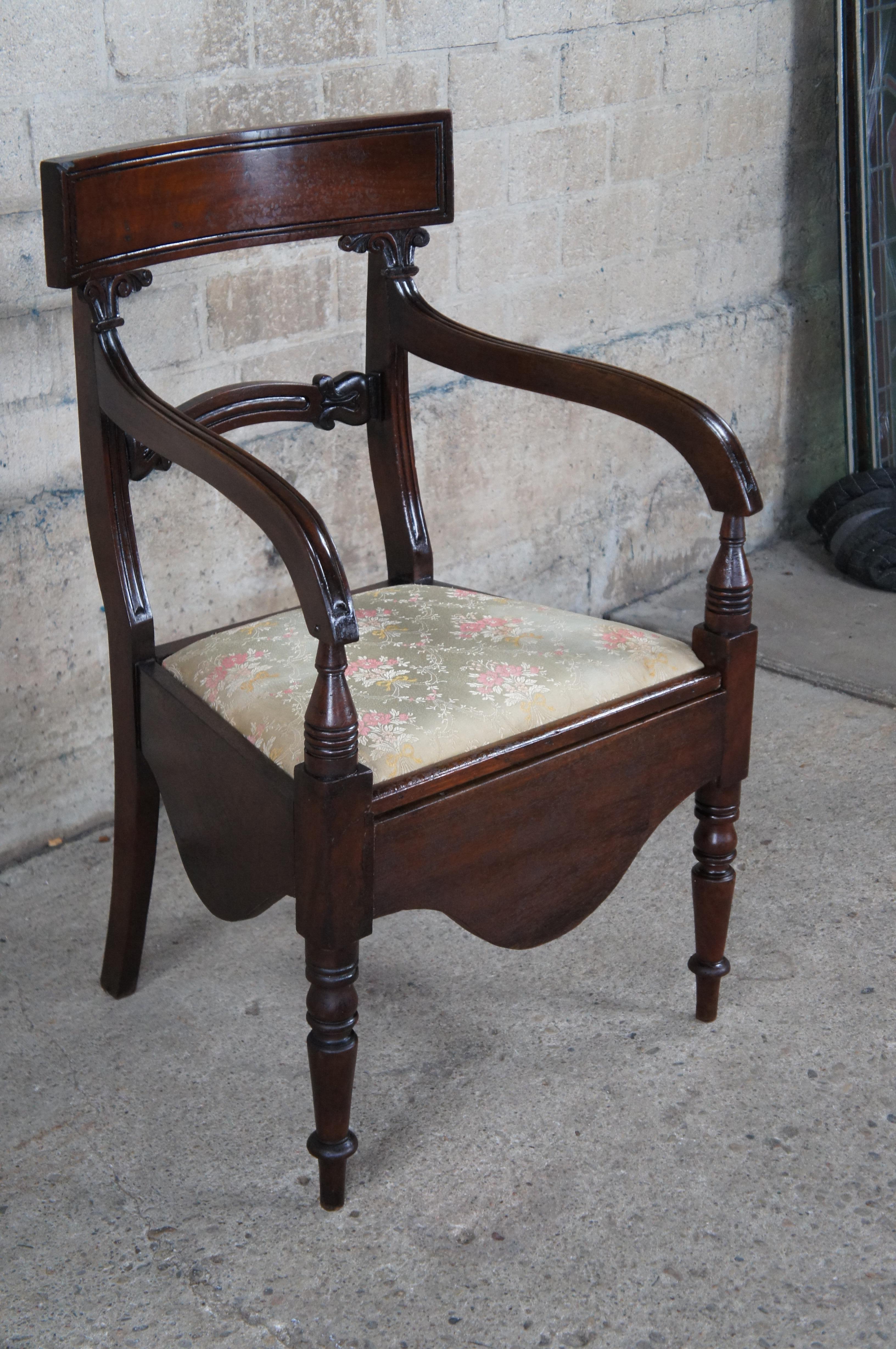 Antiguo Sillón con Brazos de Caoba de la Regencia Inglesa de principios del S. XIX en venta 6