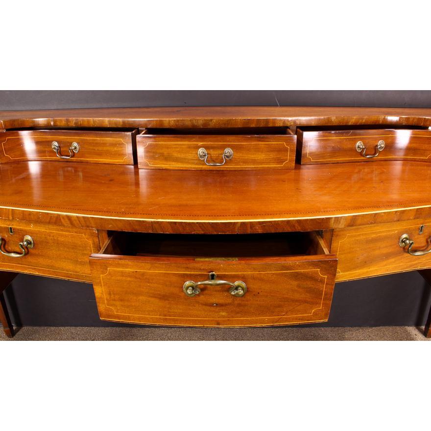 Hand-Crafted Antique Early 19th Century American Hepplewhite Inlaid Mahogany Sideboard For Sale