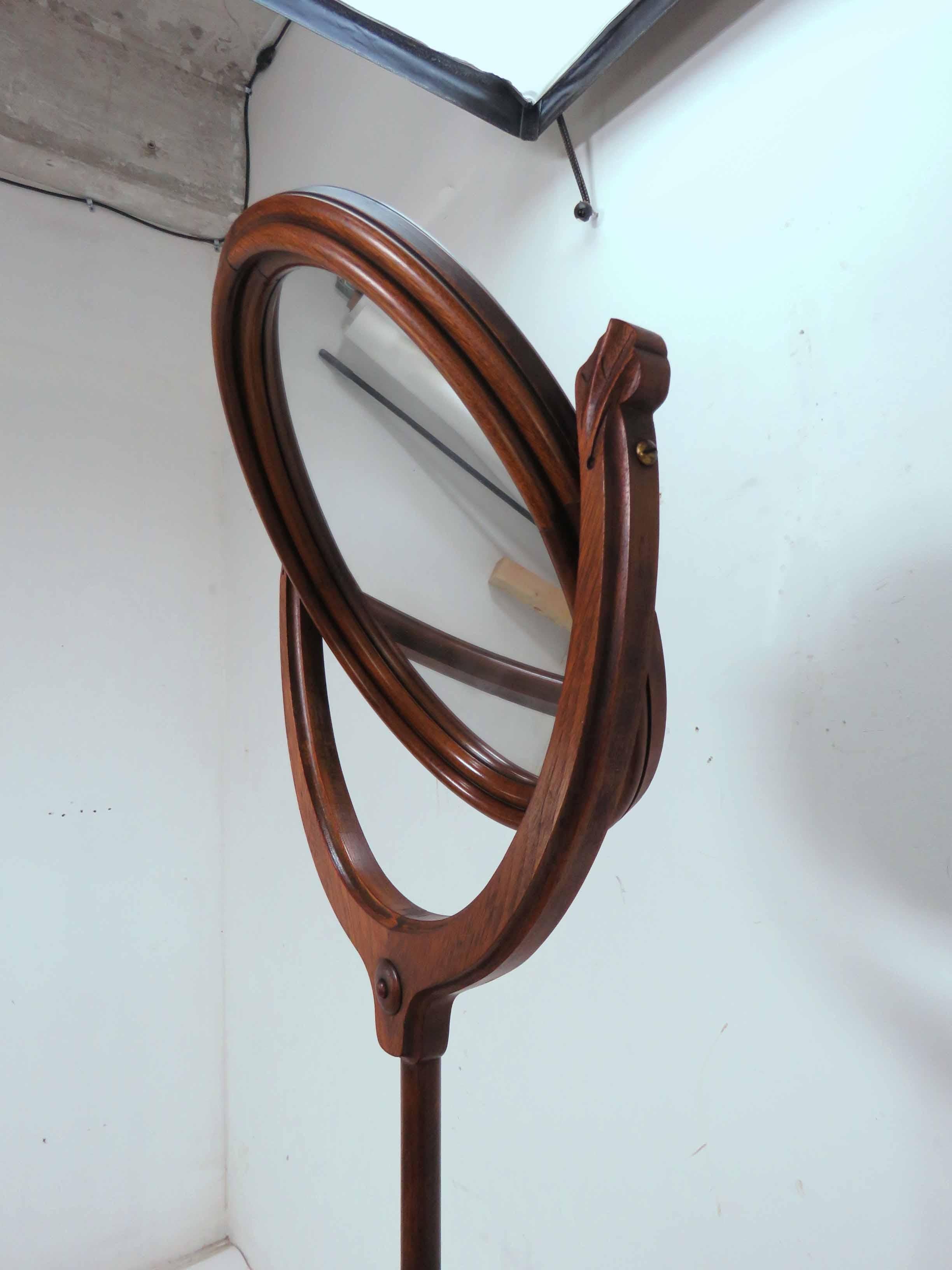 Mirror Antique Early 19th Century Chippendale Mahogany Shaving Stand