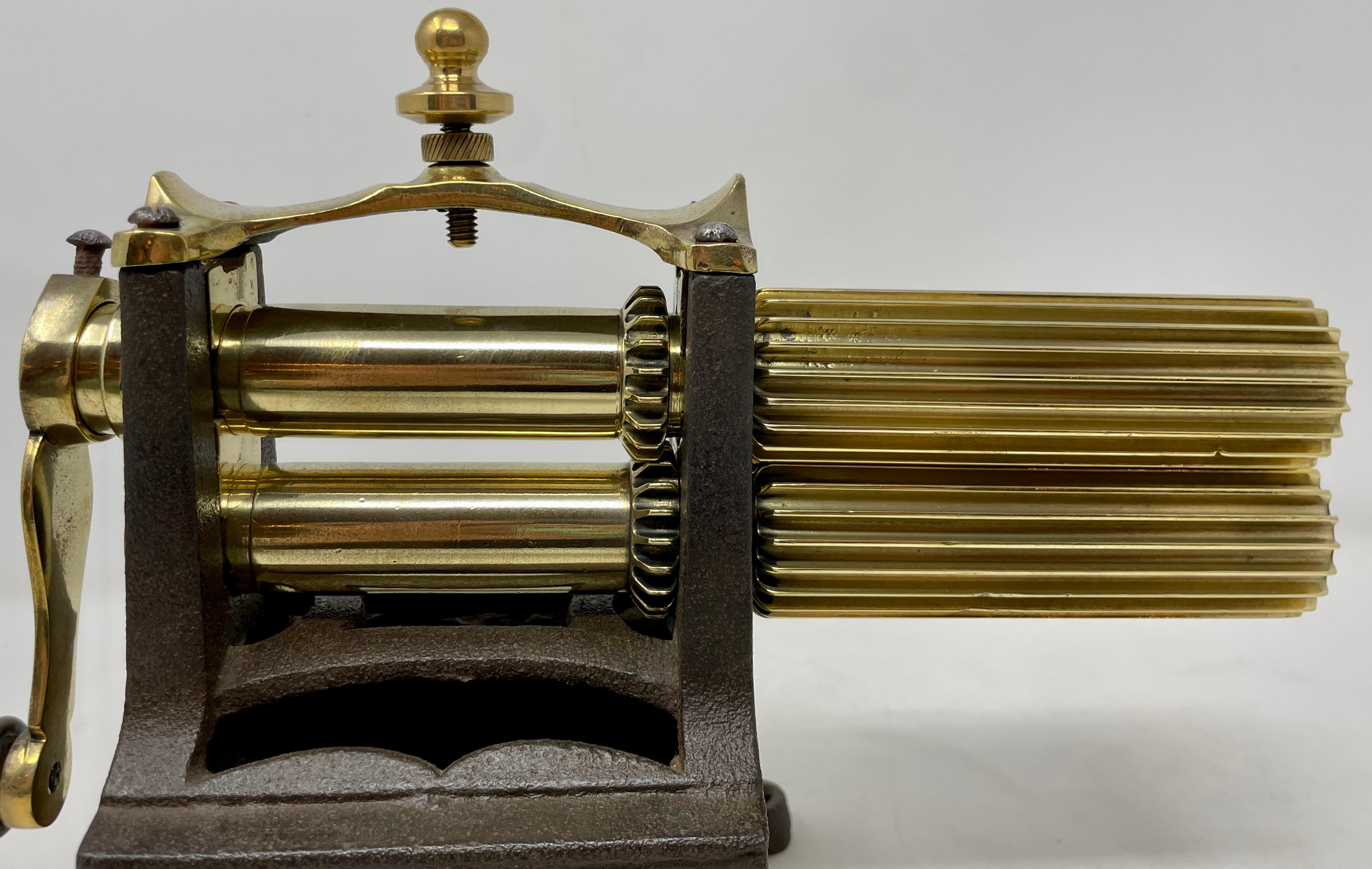 Antikes englisches Crimp- oder Goffering-Eisen aus dem frühen 19. Jahrhundert, um 1840 im Zustand „Gut“ im Angebot in New Orleans, LA