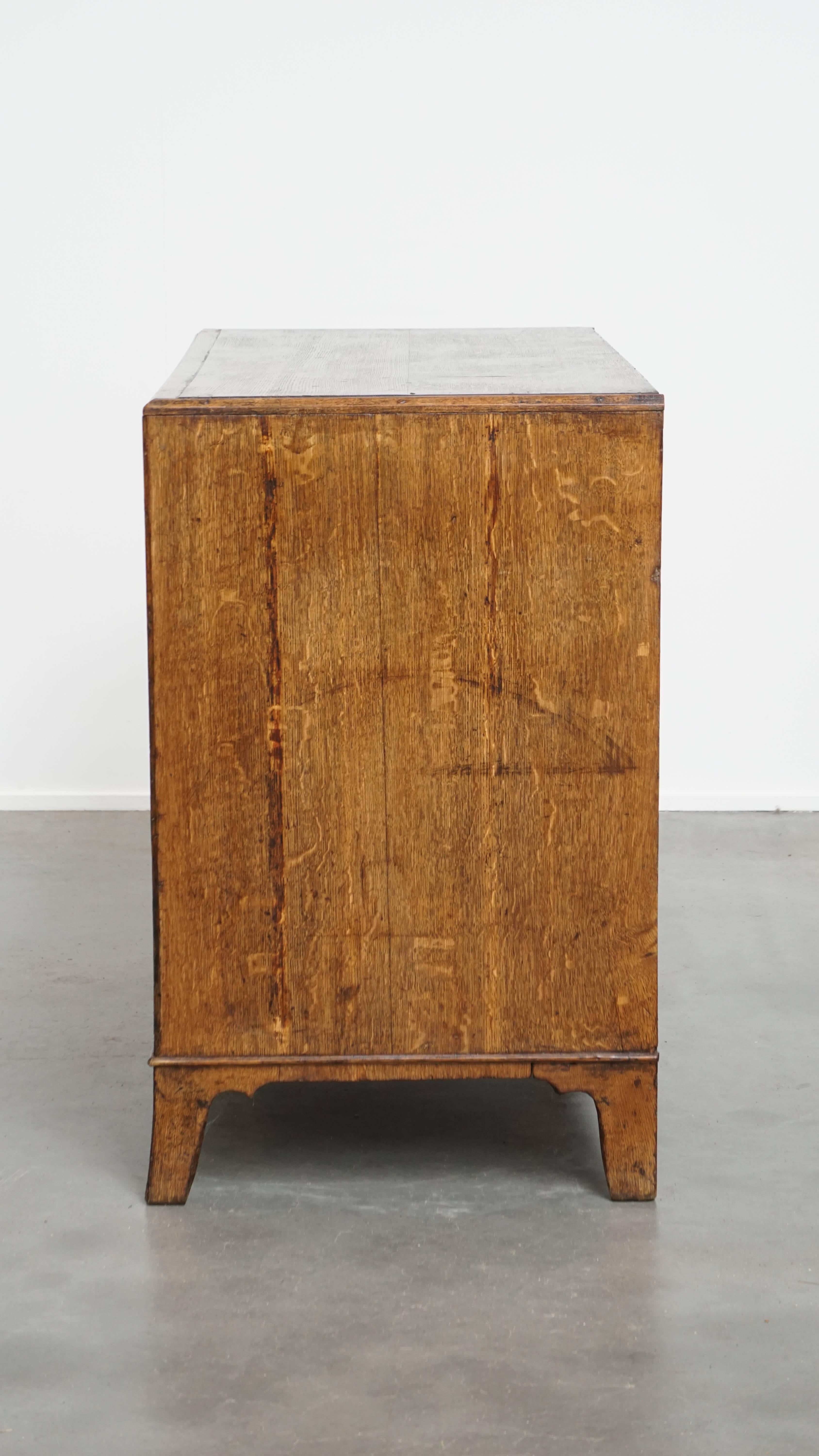 19th Century Antique Early 19th-Century English Oak Chest of Drawers/Commode For Sale