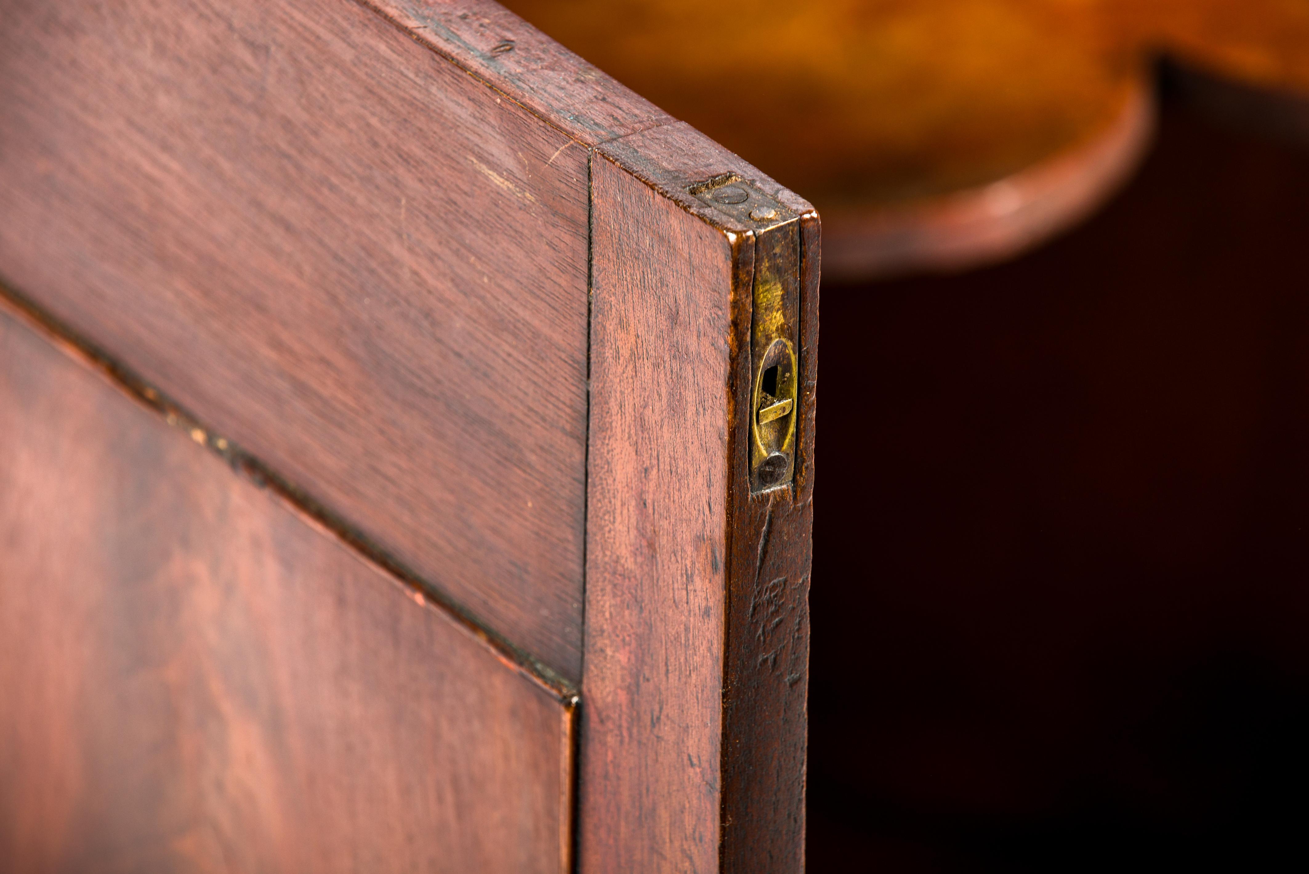 Antique Early 19th Century English Regency Mahogany Glazed Corner Cupboard For Sale 5
