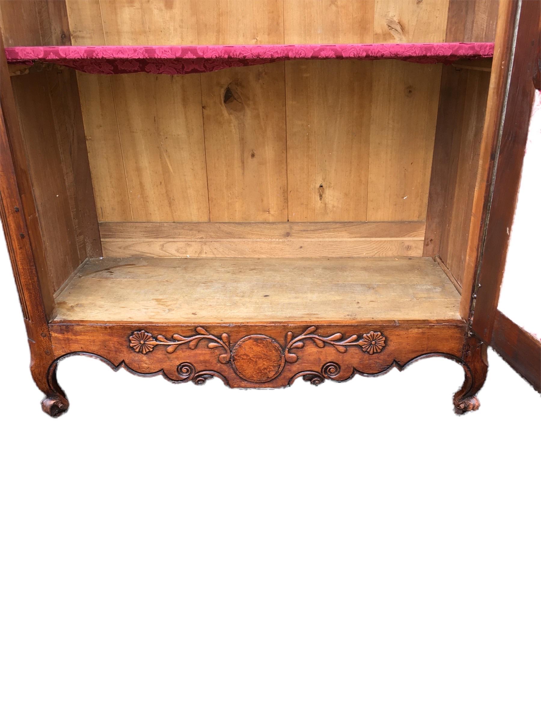 Louis XV Antique Early 19th Century French Carved and Inlaid Cherry Vitrine
