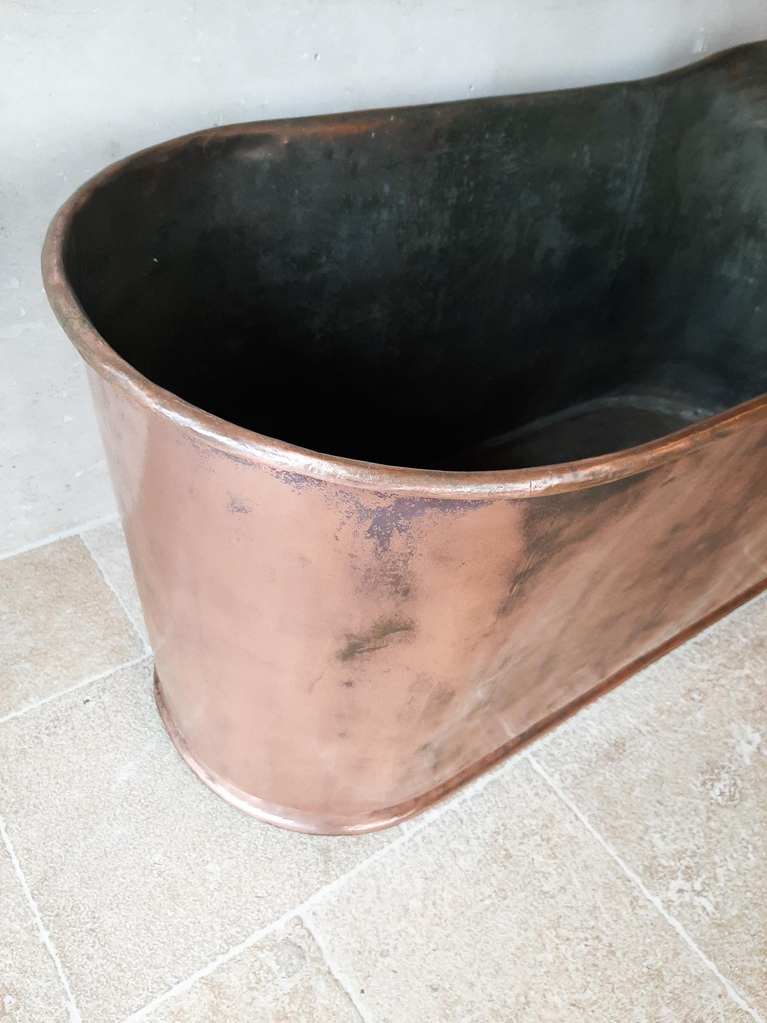 Antique Early 19th Century French Empire Copper Bathtub 2