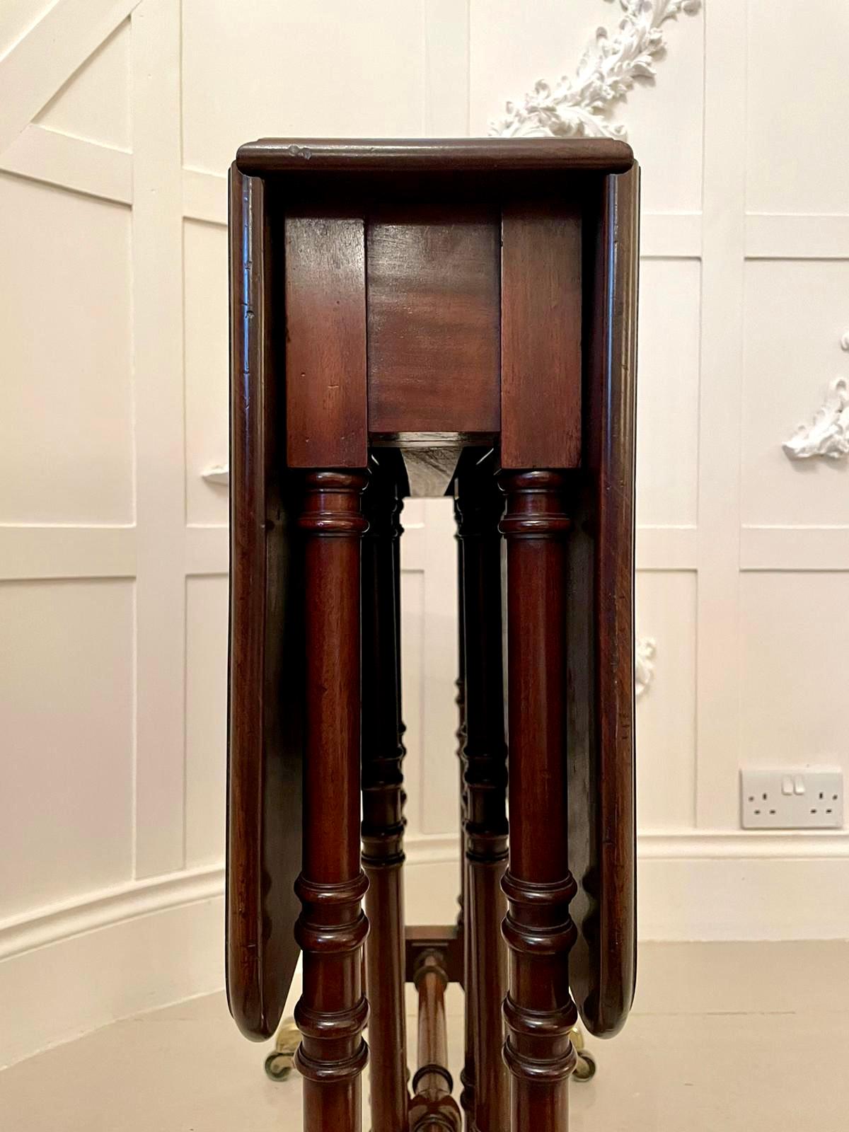 Antique Early 19th Century George III Mahogany Spider Leg Drop-Leaf Table In Good Condition For Sale In Suffolk, GB