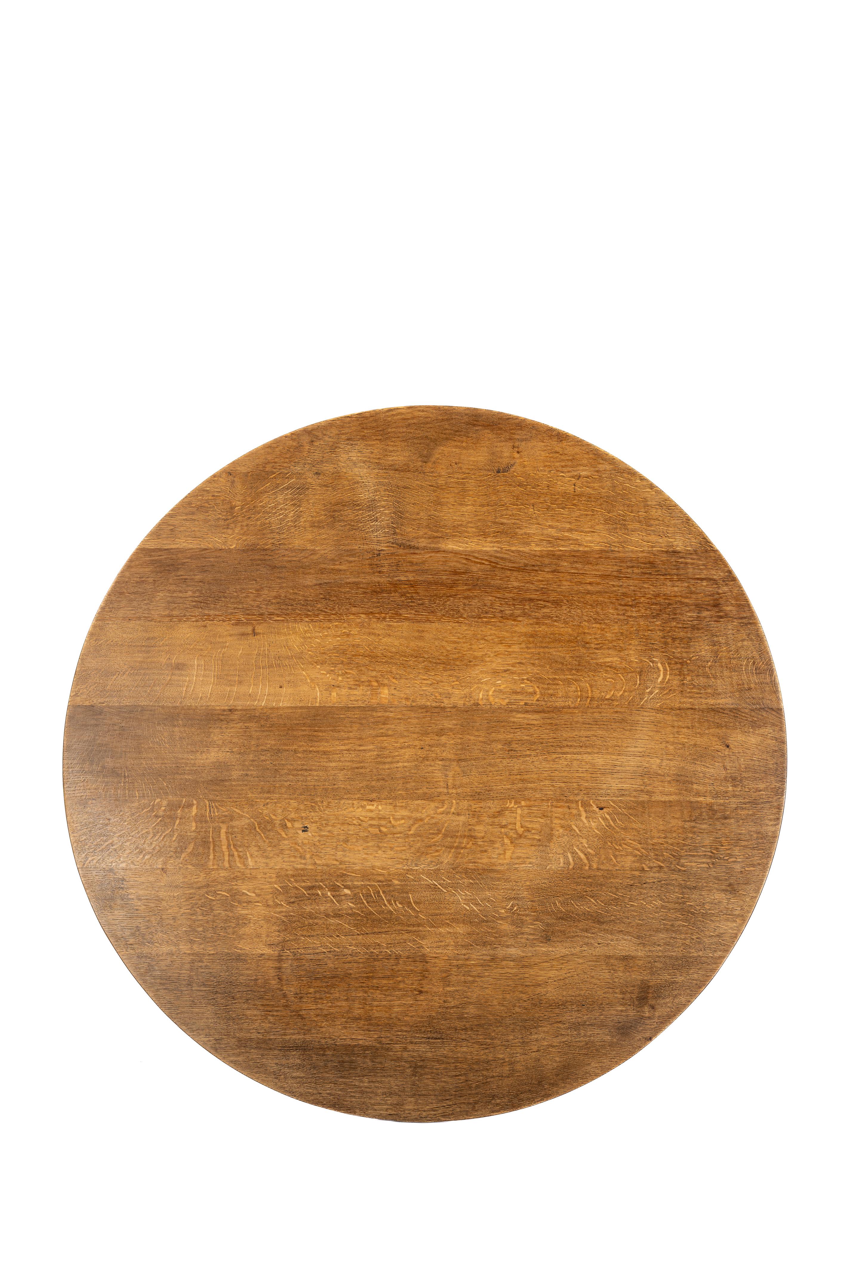 Antique  early 19th century honey color solid oak Dutch Titl top round table 1