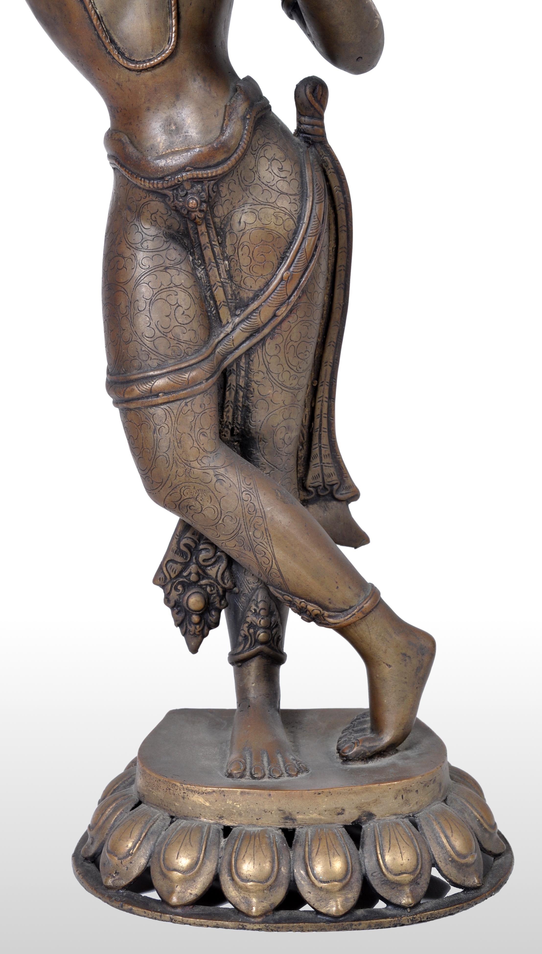 Antique Early 19th Century Indian Bronze Figure of Lakshmi, circa 1800 8