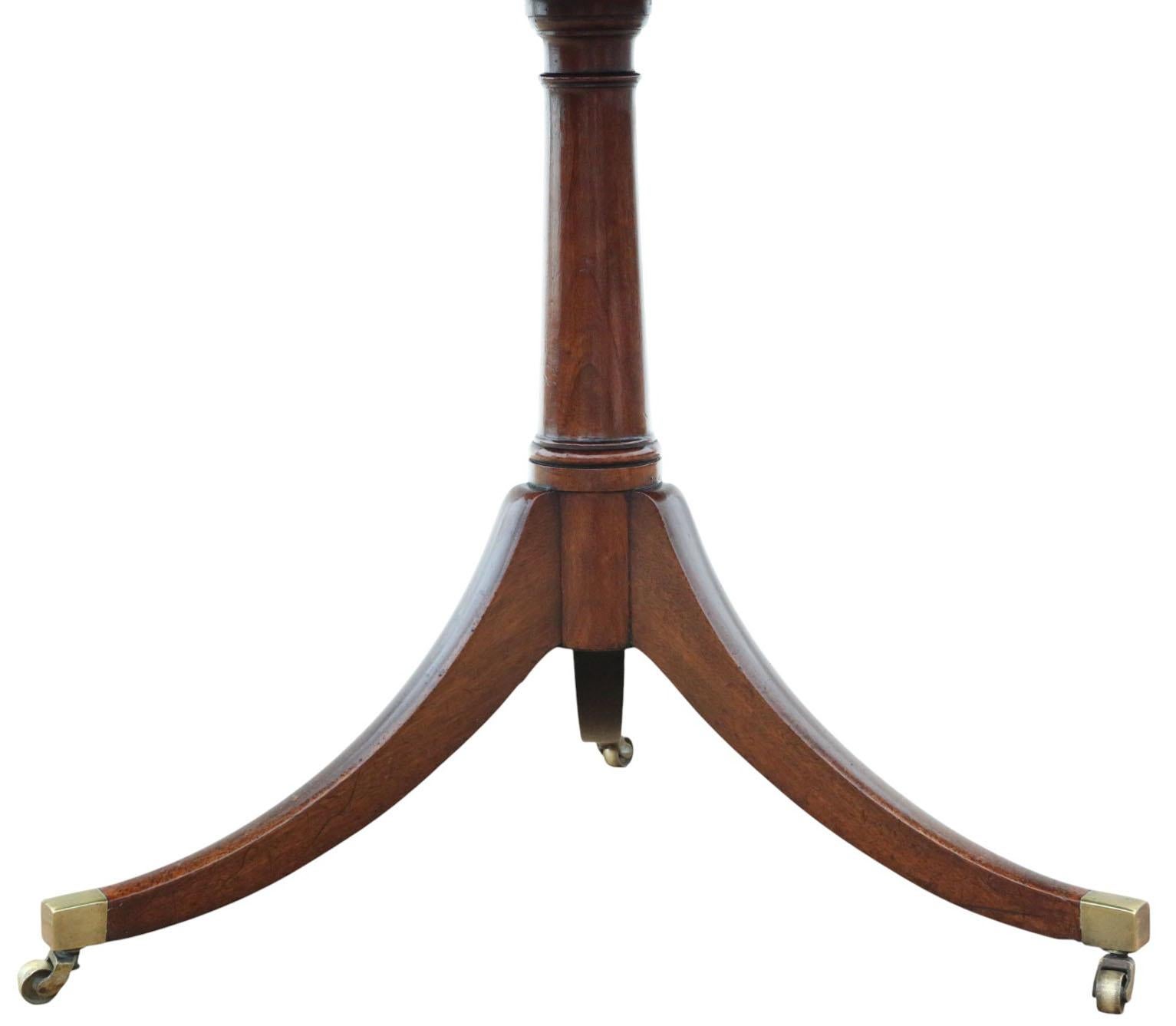 Ancienne table de salle à manger en acajou du début du 19e siècle - Belle qualité en vente 2