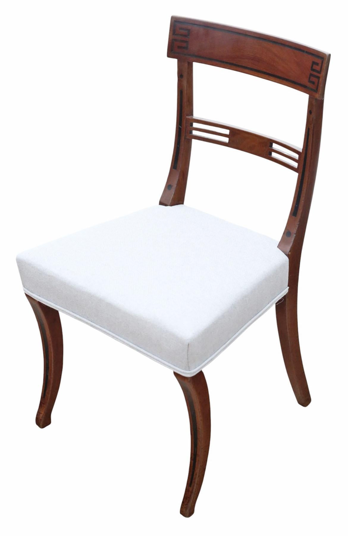 Anglais Anciennes chaises de salle à manger et de carver en acajou du début du 19e siècle de l'époque géorgienne et régence en vente