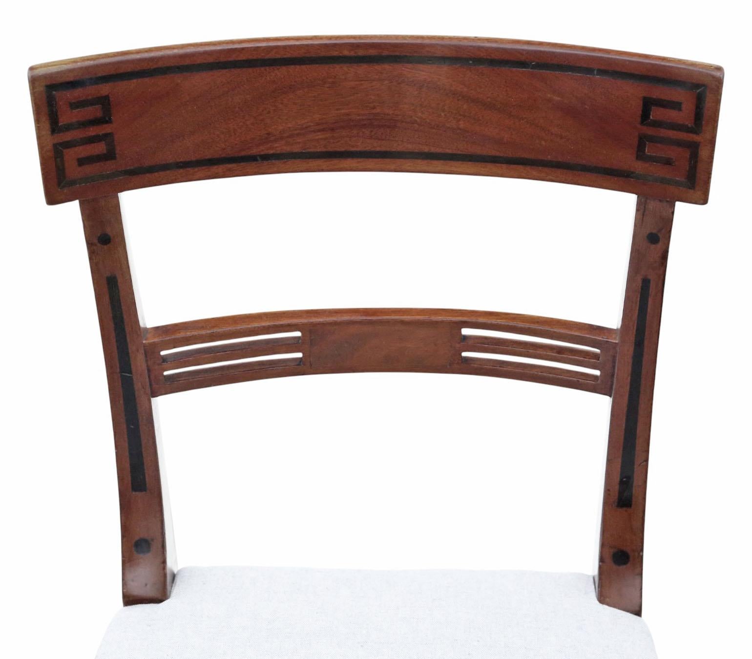 Début du XIXe siècle Anciennes chaises de salle à manger et de carver en acajou du début du 19e siècle de l'époque géorgienne et régence en vente