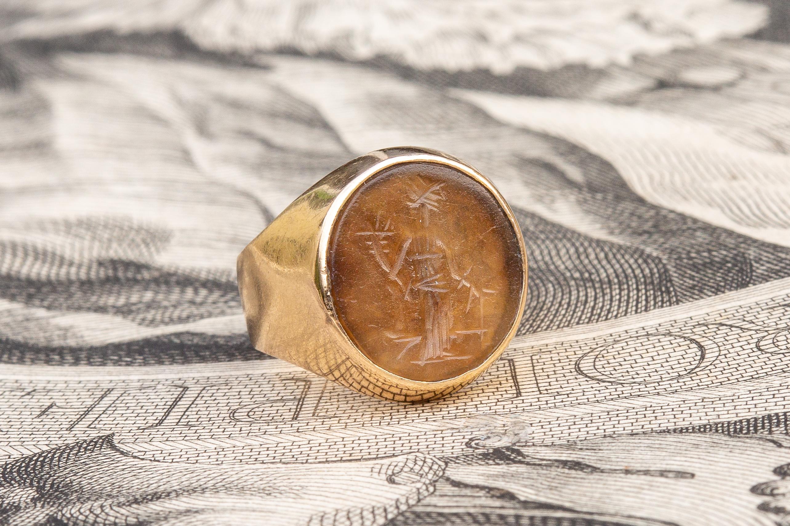 Oval Cut Antique Early 19th Century Signet Ring Set with Ancient Roman 1st-3rd Century AD