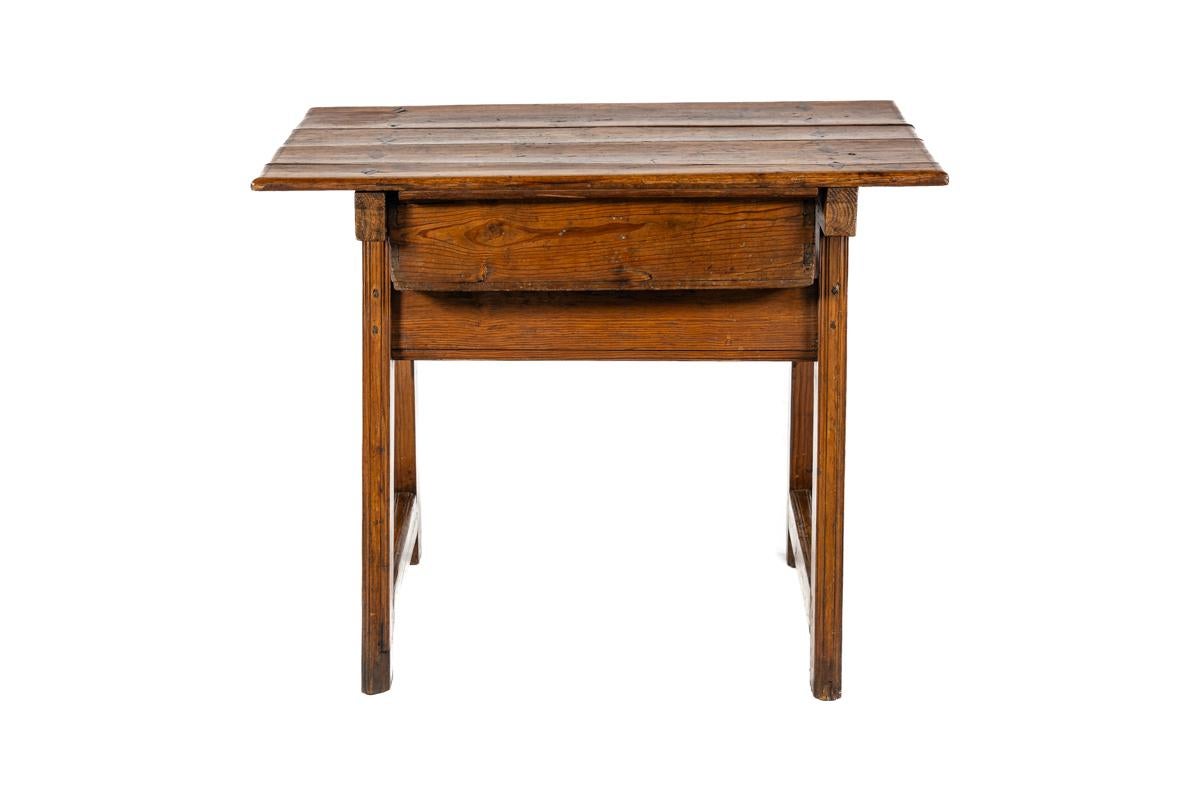 19th Century Antique early 19th century Spanish honey color pine Side table with drawer For Sale