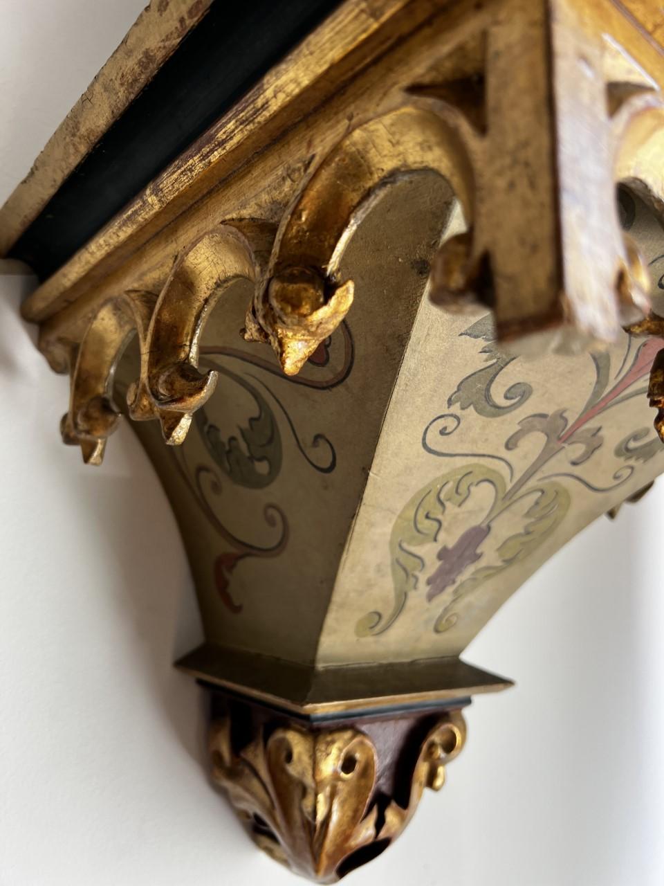 Antique Early 19th Century Venetian Hand Painted and Gold Gilded Console/Bracket In Good Condition For Sale In Doha, QA