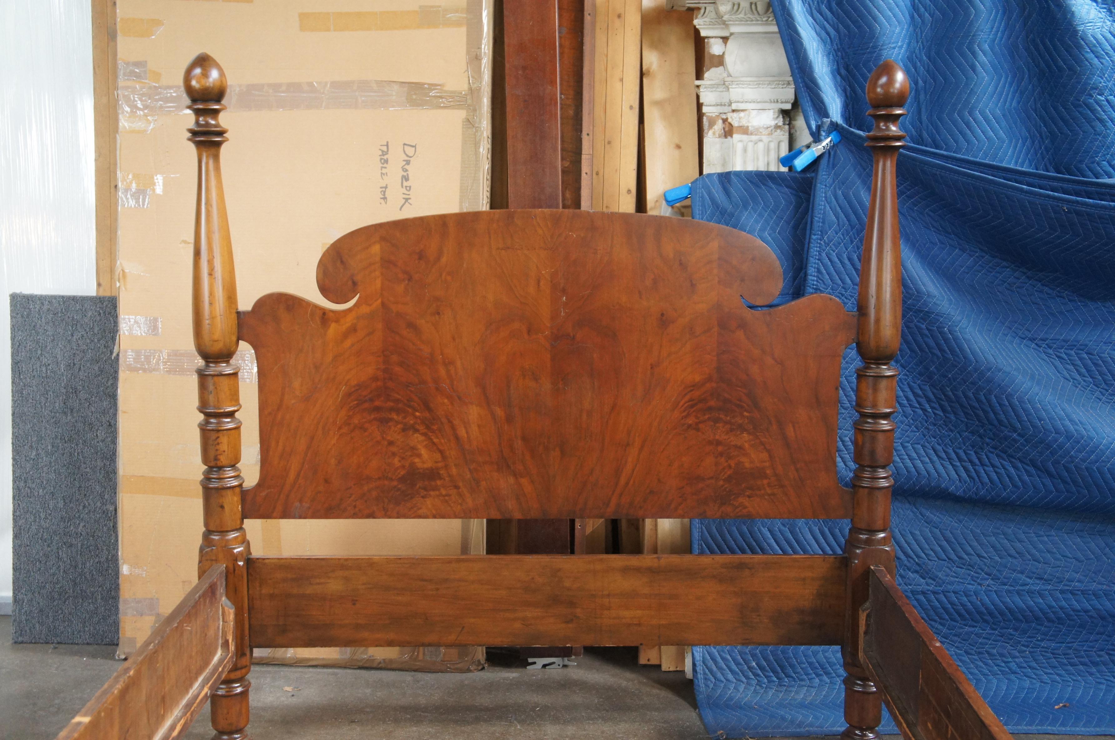 20th Century Antique Early 20th C. Georgian Sheraton American Mahogany Full Size Poster Bed